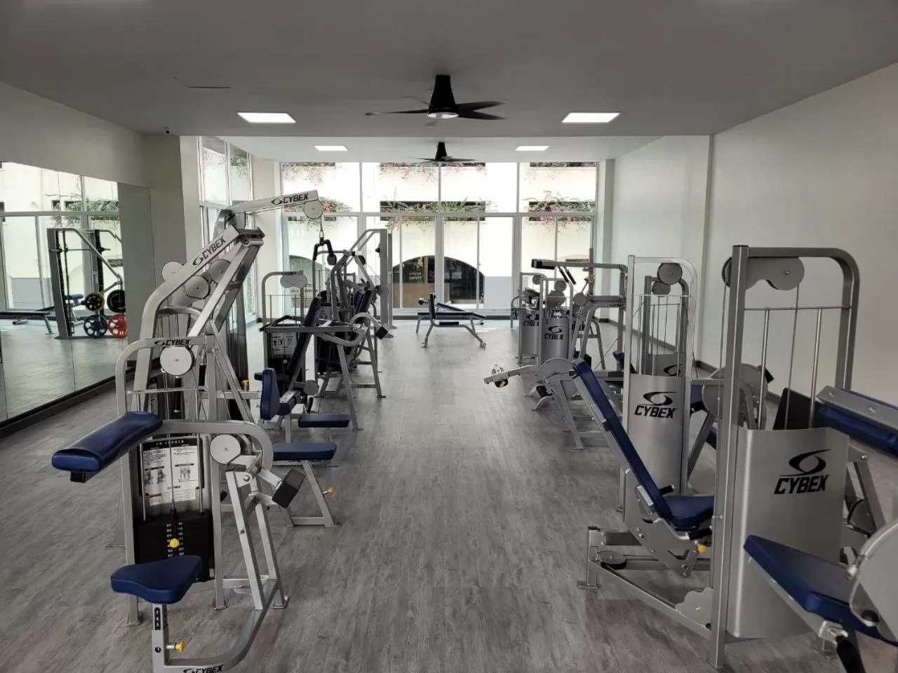 Fitness centre/facilities in Dynasty Grande Hotel