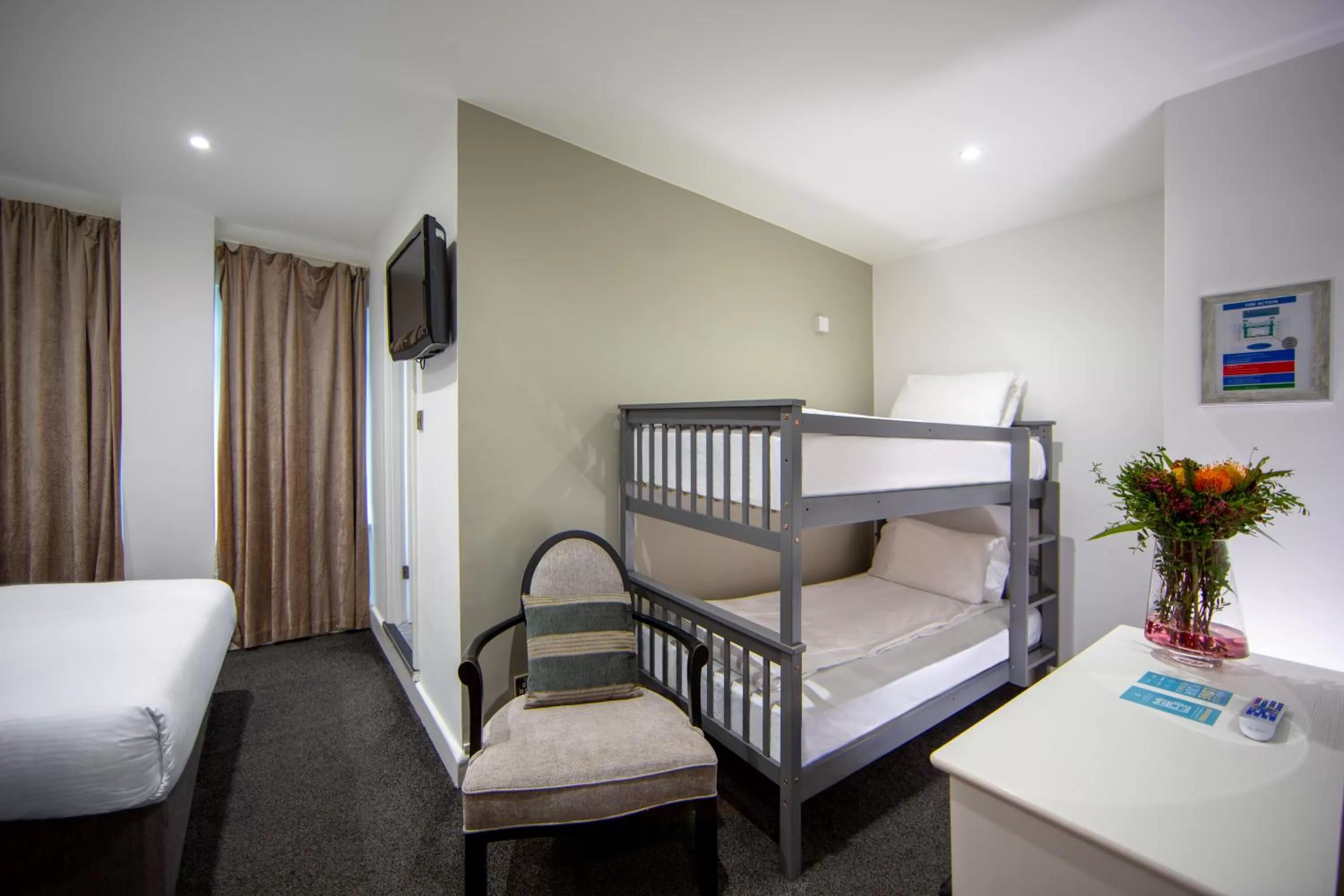 Bedroom, Bed in Cumberland Hotel - OCEANA COLLECTION