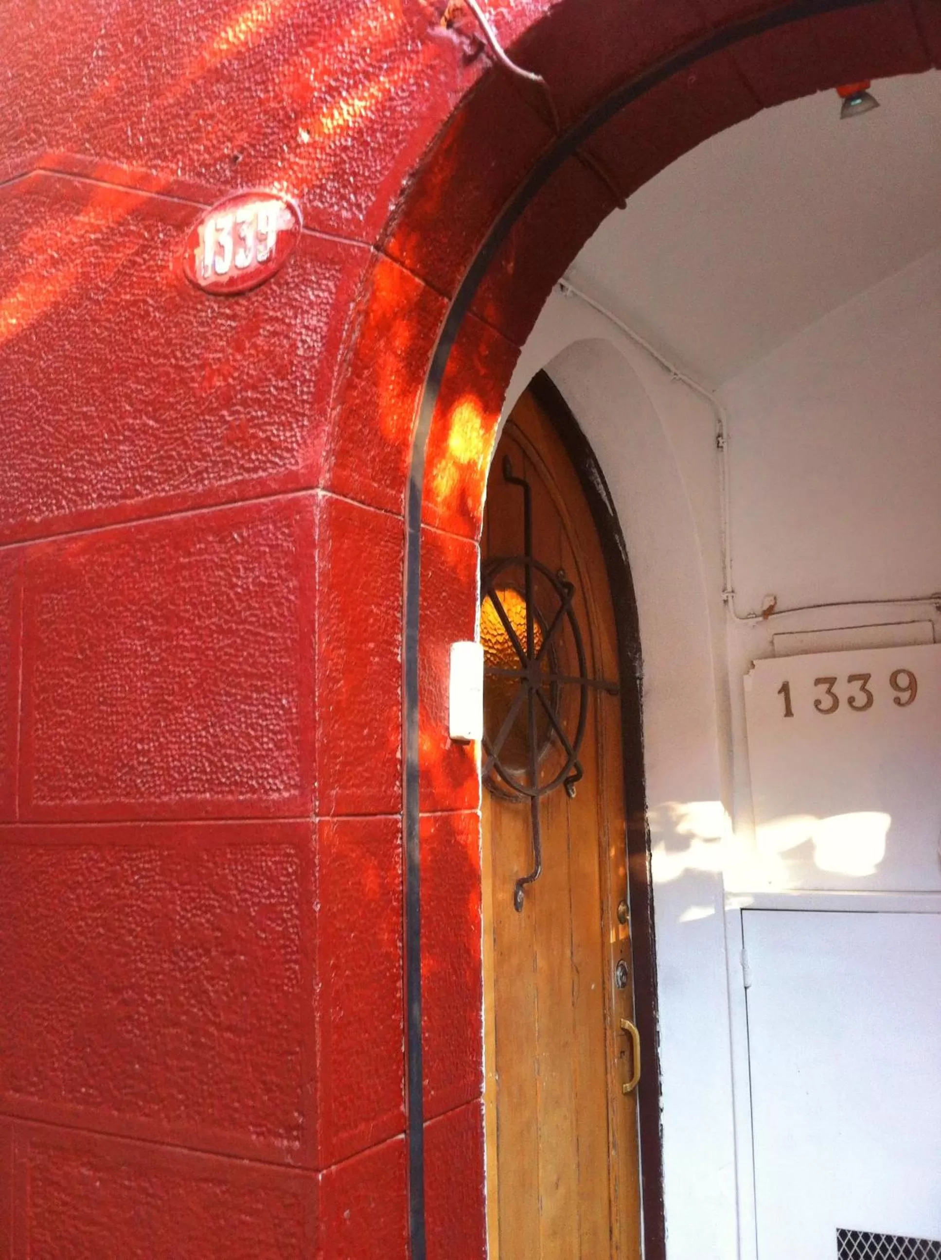 Decorative detail, Facade/Entrance in Tralkan B&B
