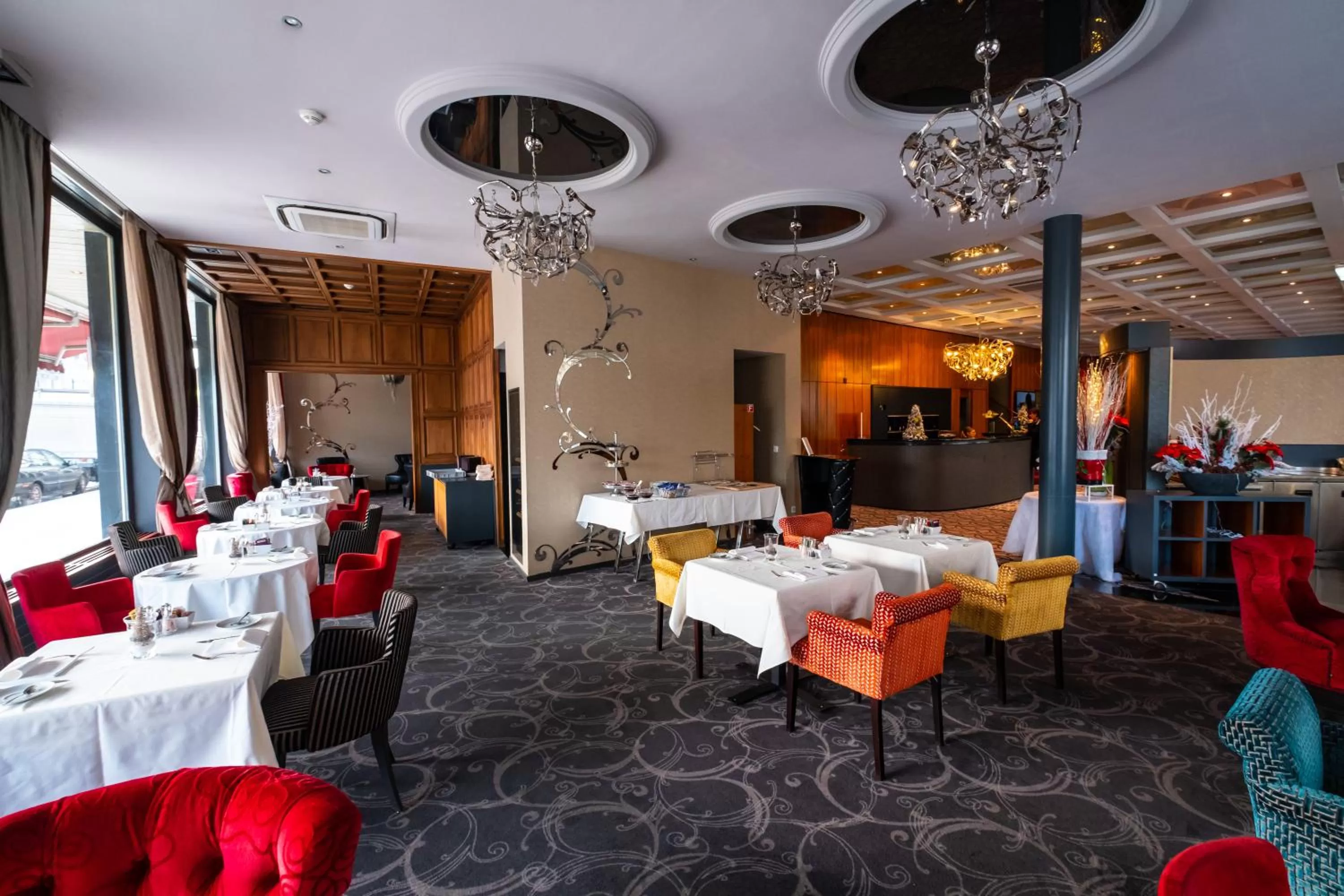 Restaurant/places to eat in The Ambassador