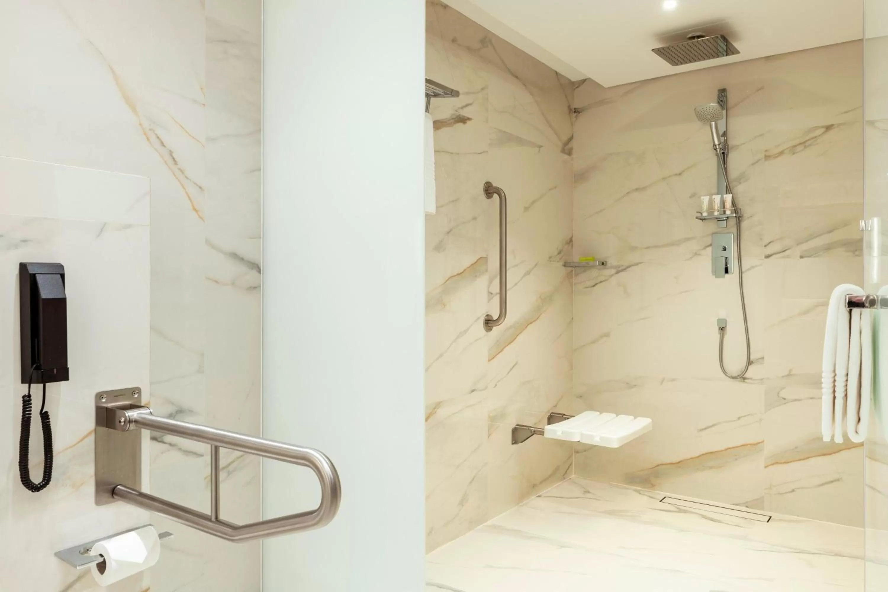 Bathroom in Le Méridien Dubai Hotel & Conference Centre