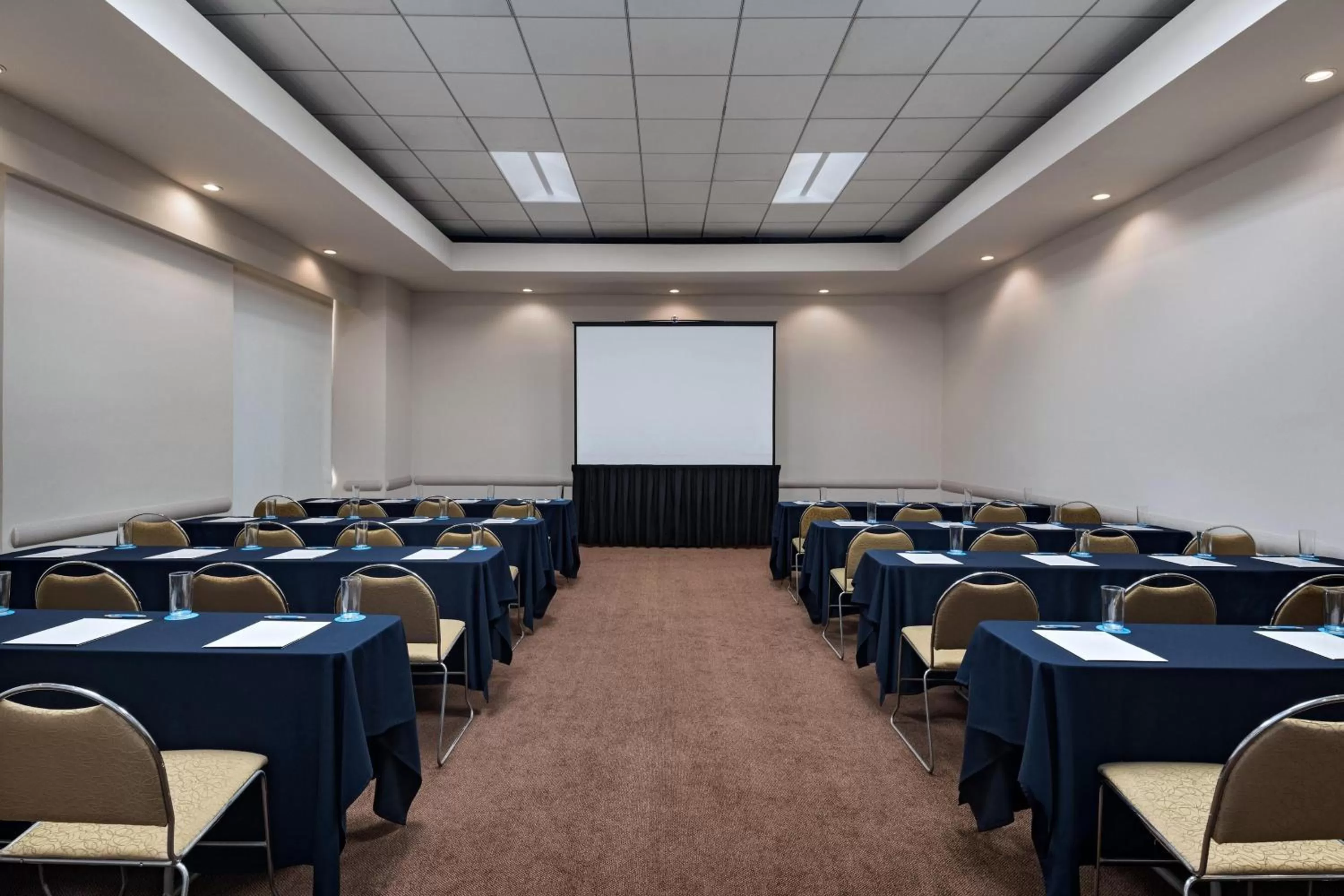 Meeting/conference room in Four Points by Sheraton Galerias Monterrey
