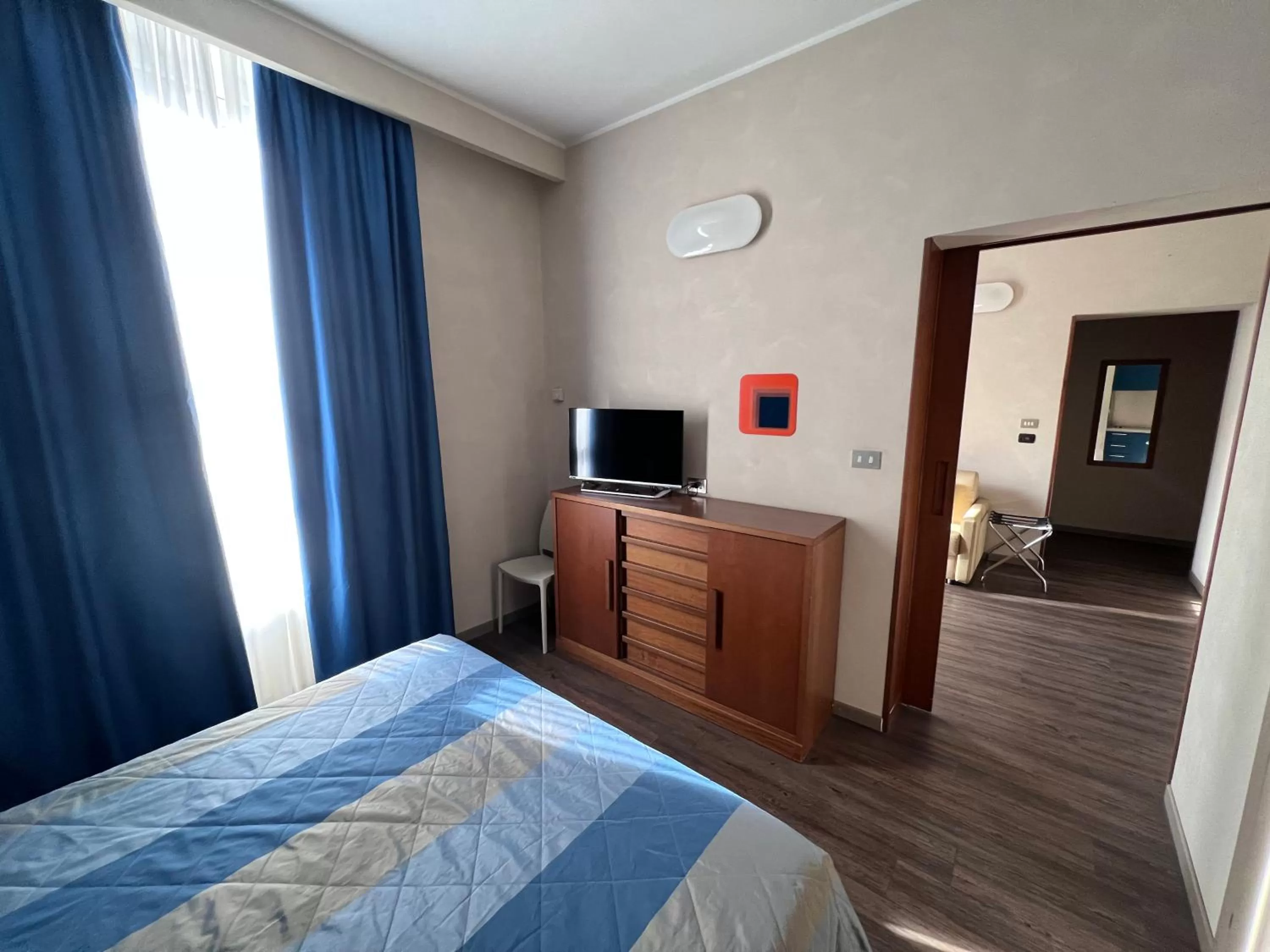 TV and multimedia, Bed in Residence Star