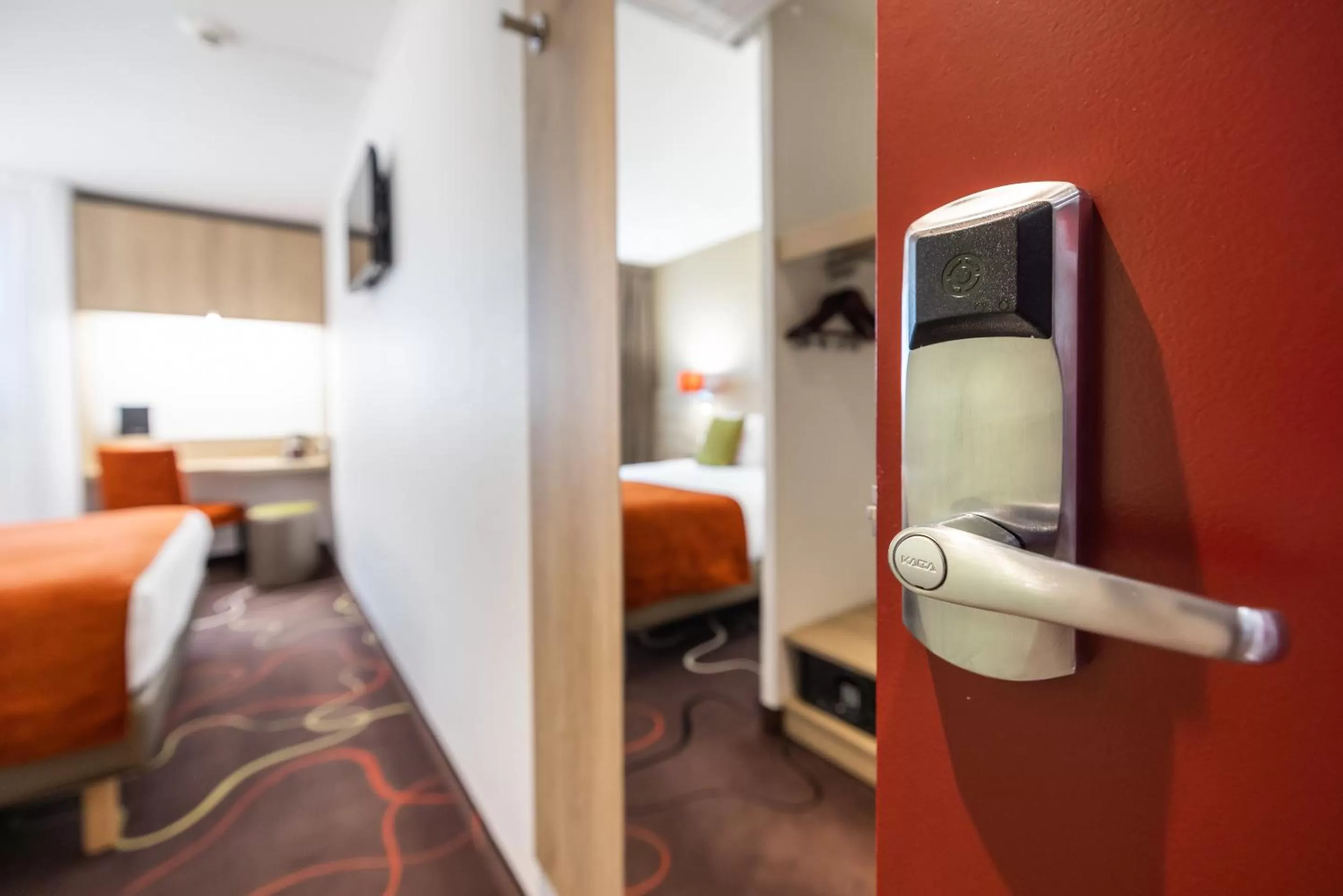 Bedroom, Bed in Best Western Hotel Le Bordeaux Sud