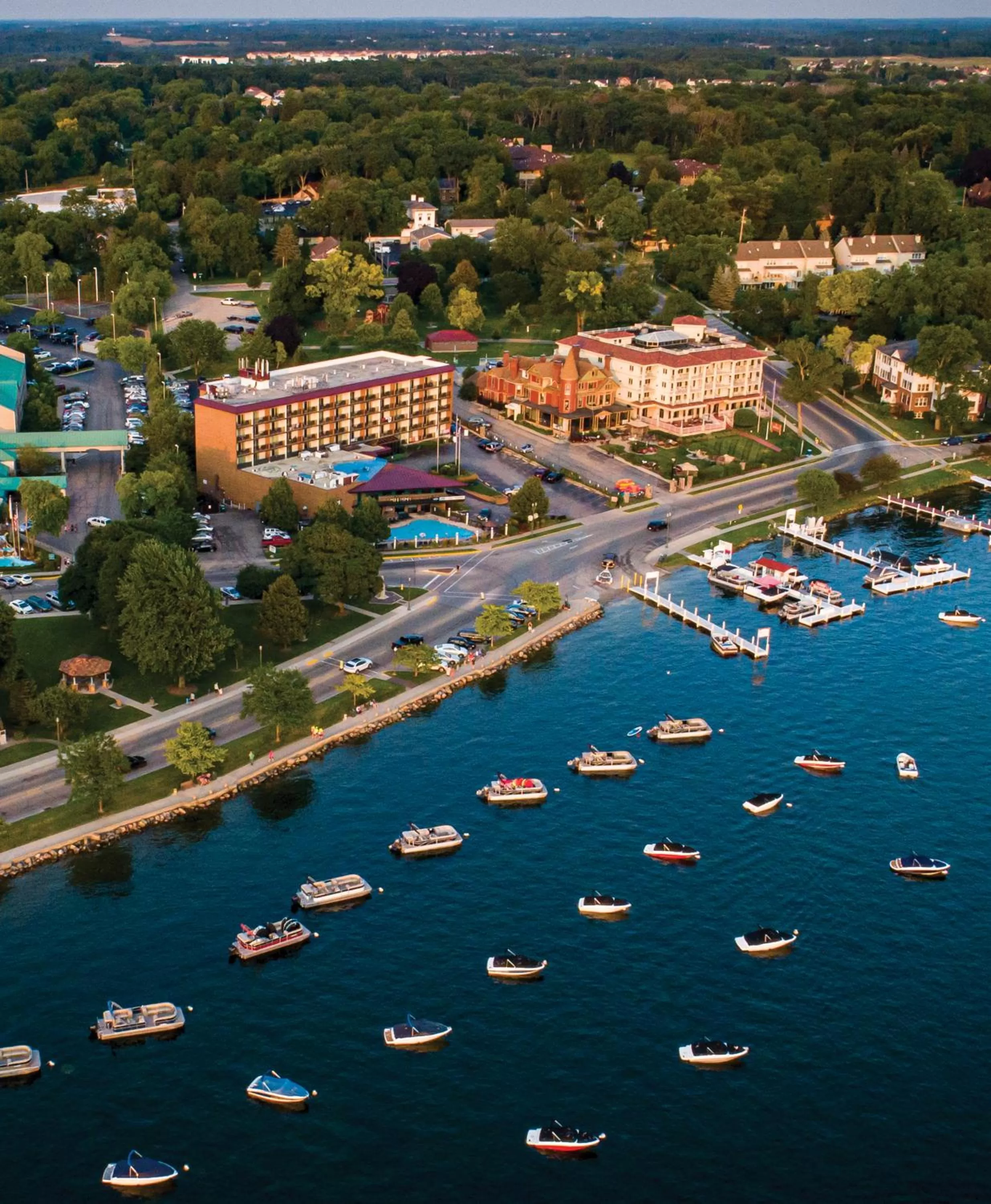 Lake view in Harbor Shores on Lake Geneva