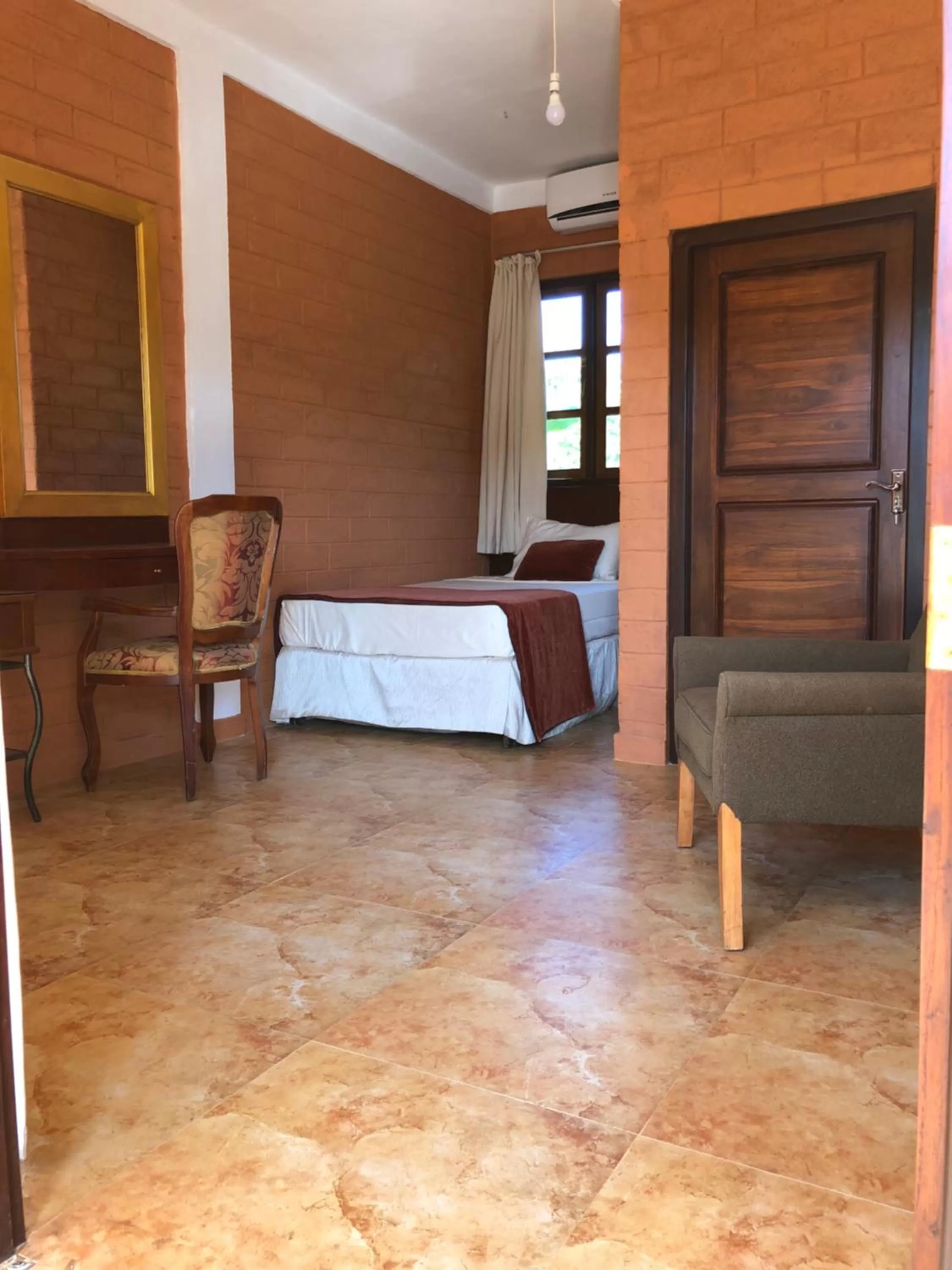 Property building, Bed in Hotel 4 U Saliya Garden