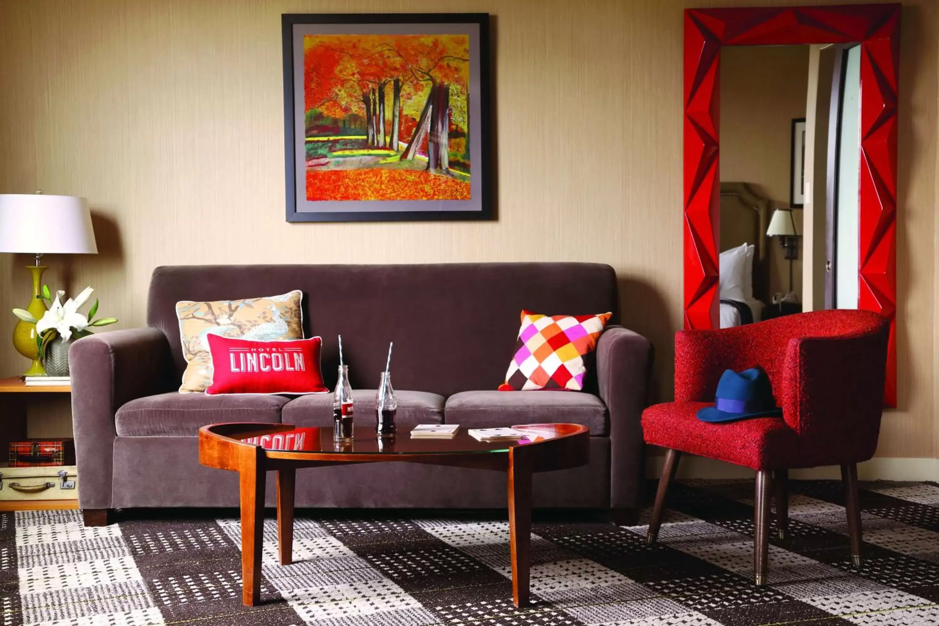 Junior King Suite with Lake View in Hotel Lincoln Junior King Suite with Lake View in Hotel Lincoln