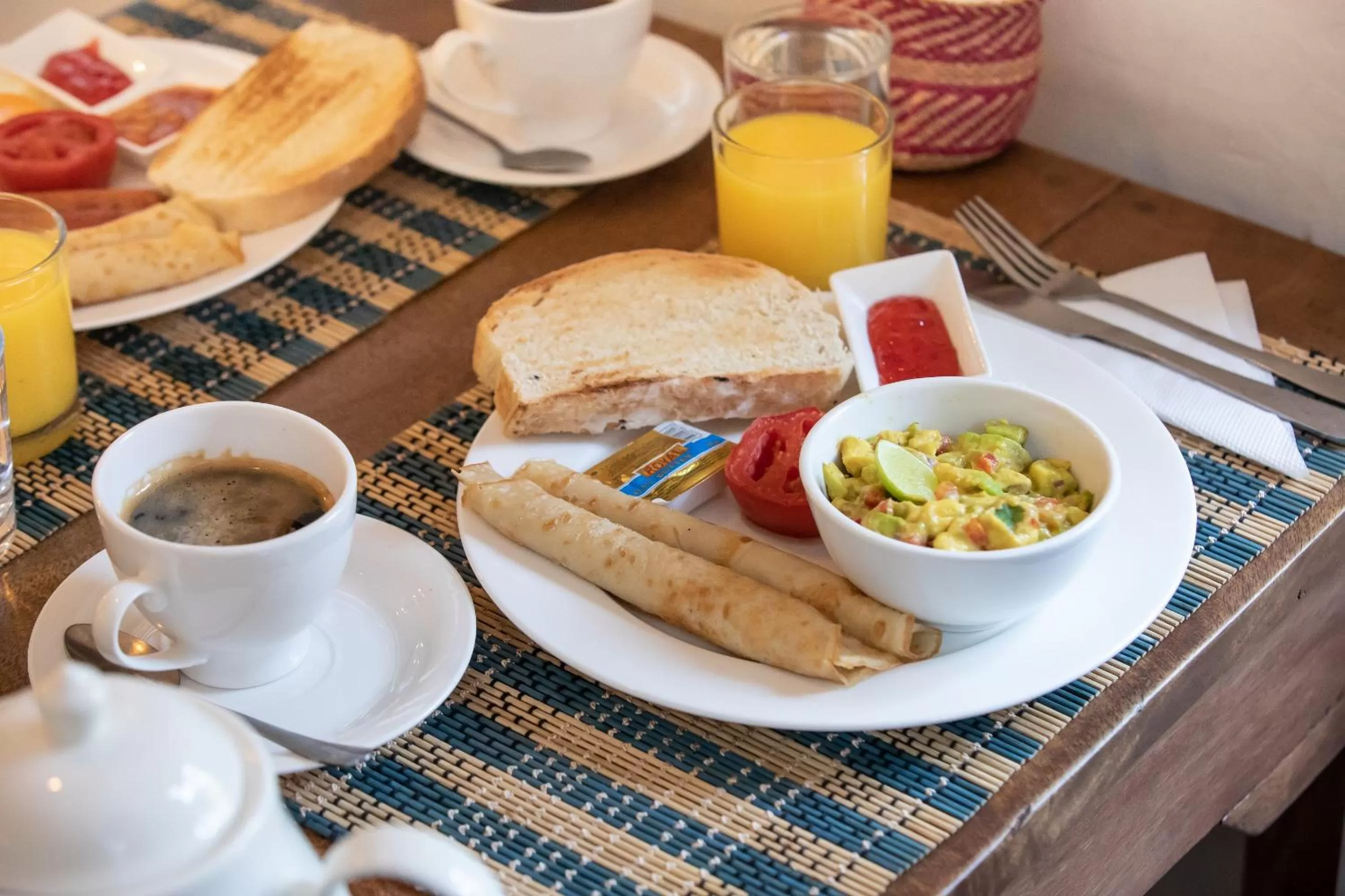 Breakfast in Shoki Shoki Hotel Stone Town