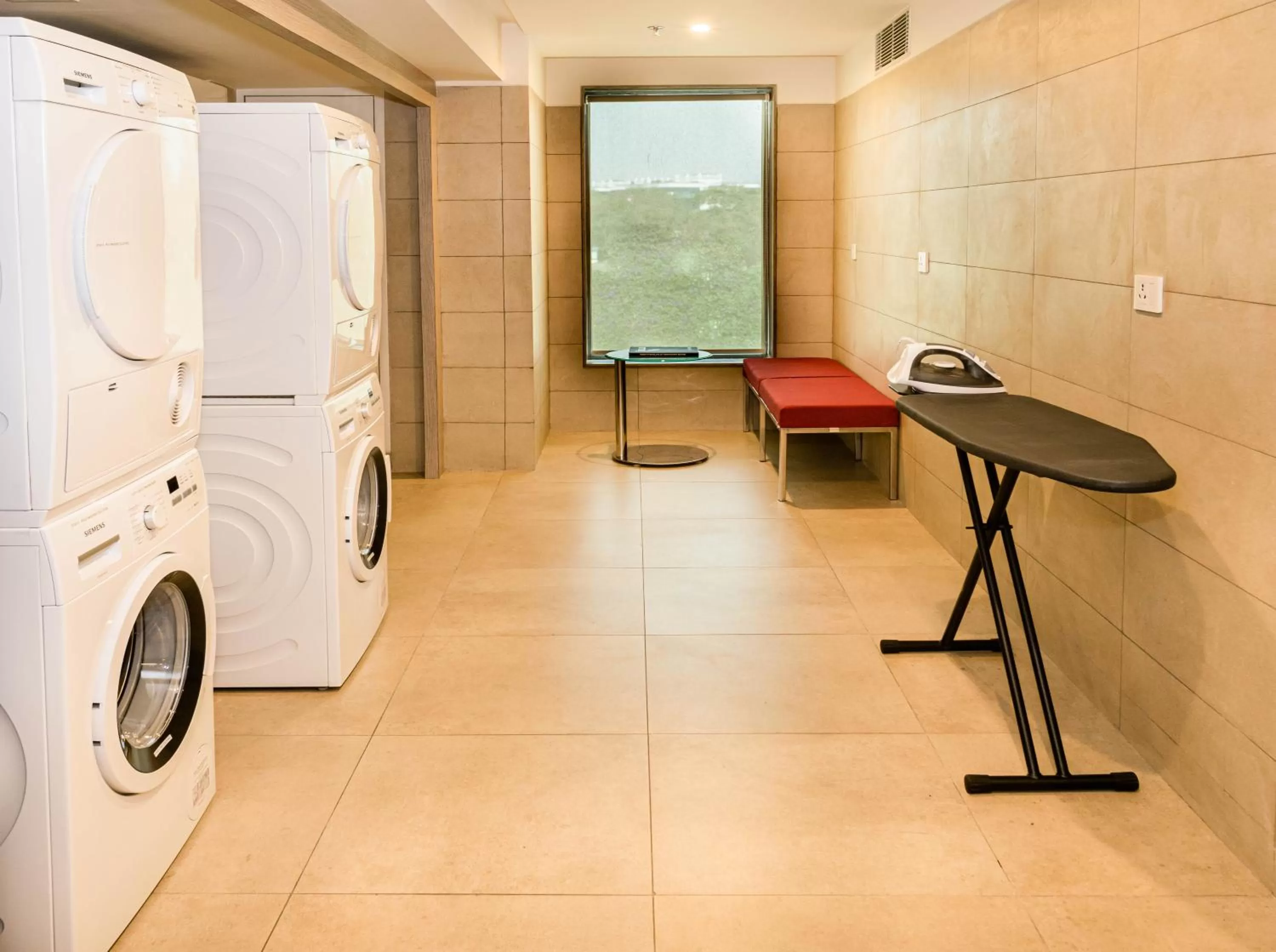 laundry in Holiday Inn Express Kolkata Airport by IHG