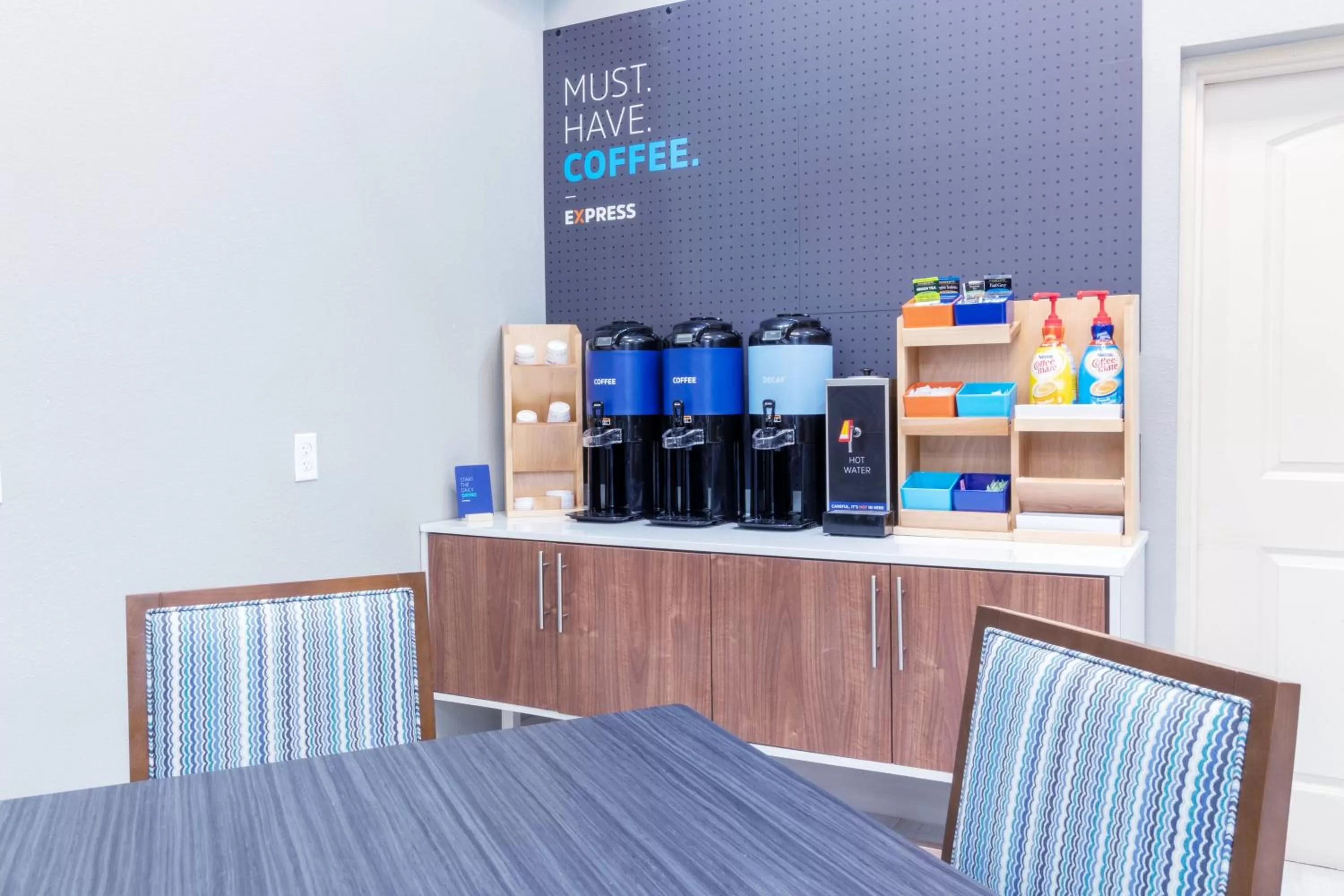 Bedroom in Holiday Inn Express Hotel & Suites Crestview South I-10 by IHG