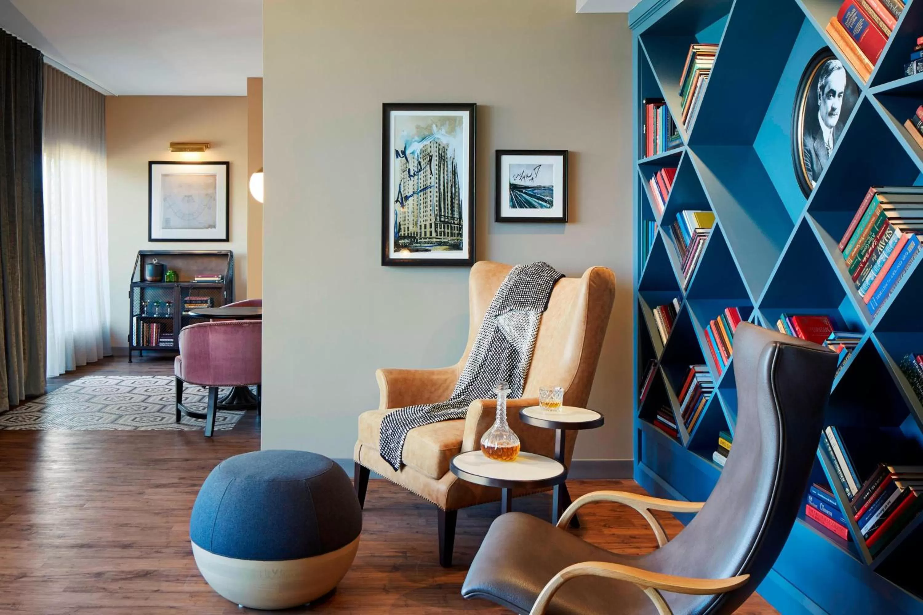 Photo of the whole room in Hotel Zachary, Chicago, a Tribute Portfolio Hotel