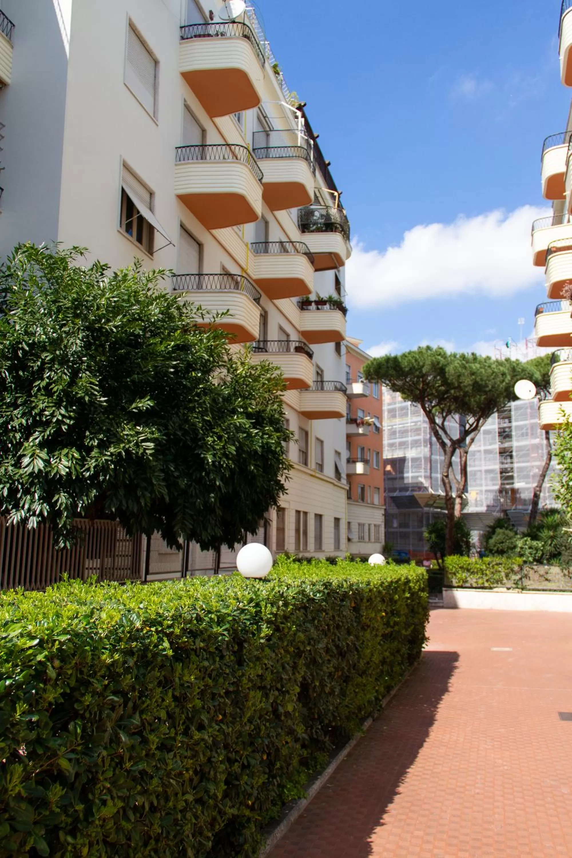 Property building in Michelangelo Vatican Rooms