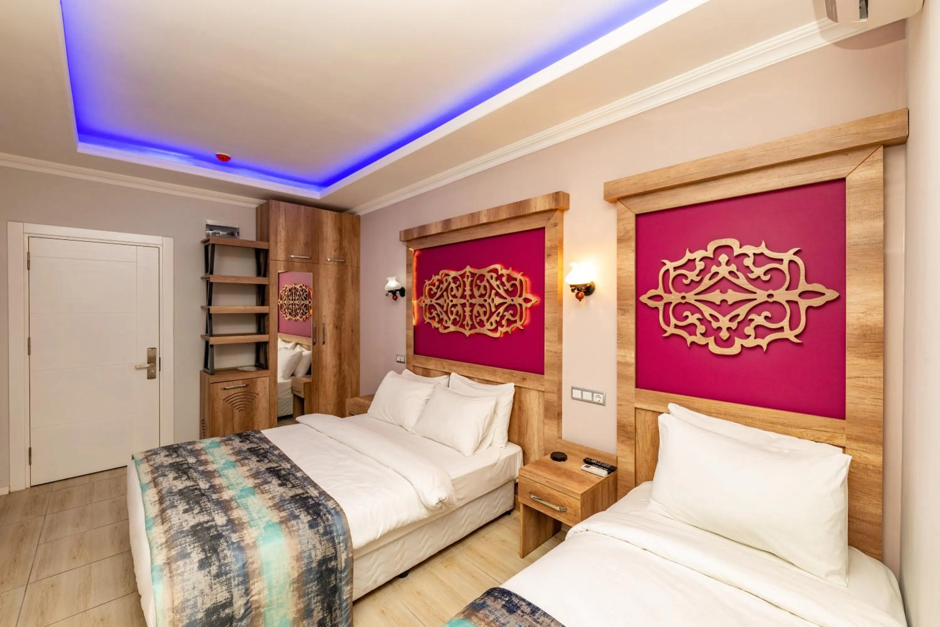 Bed in Linda Expo Palace