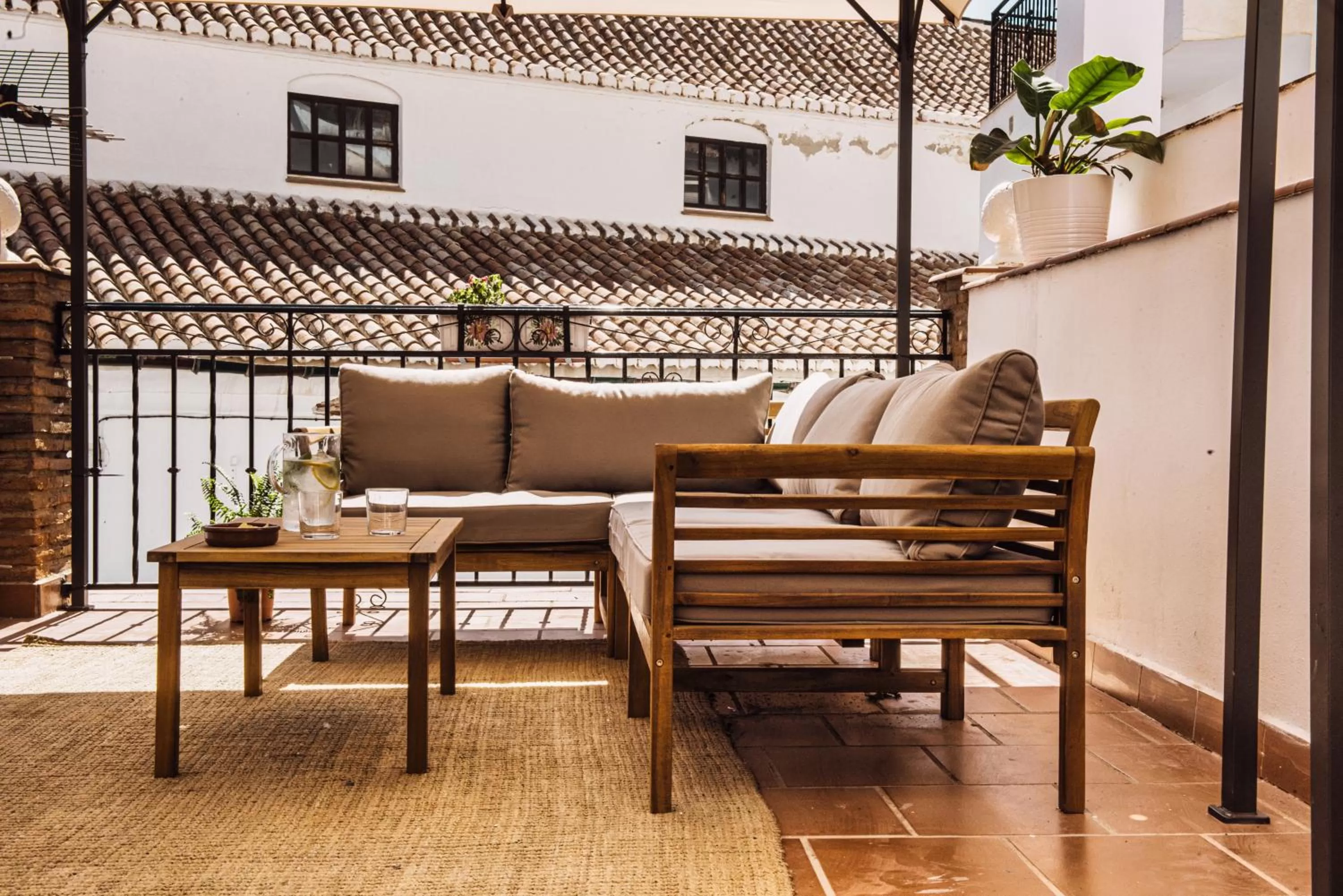 Balcony/Terrace in Encanto Guesthouse