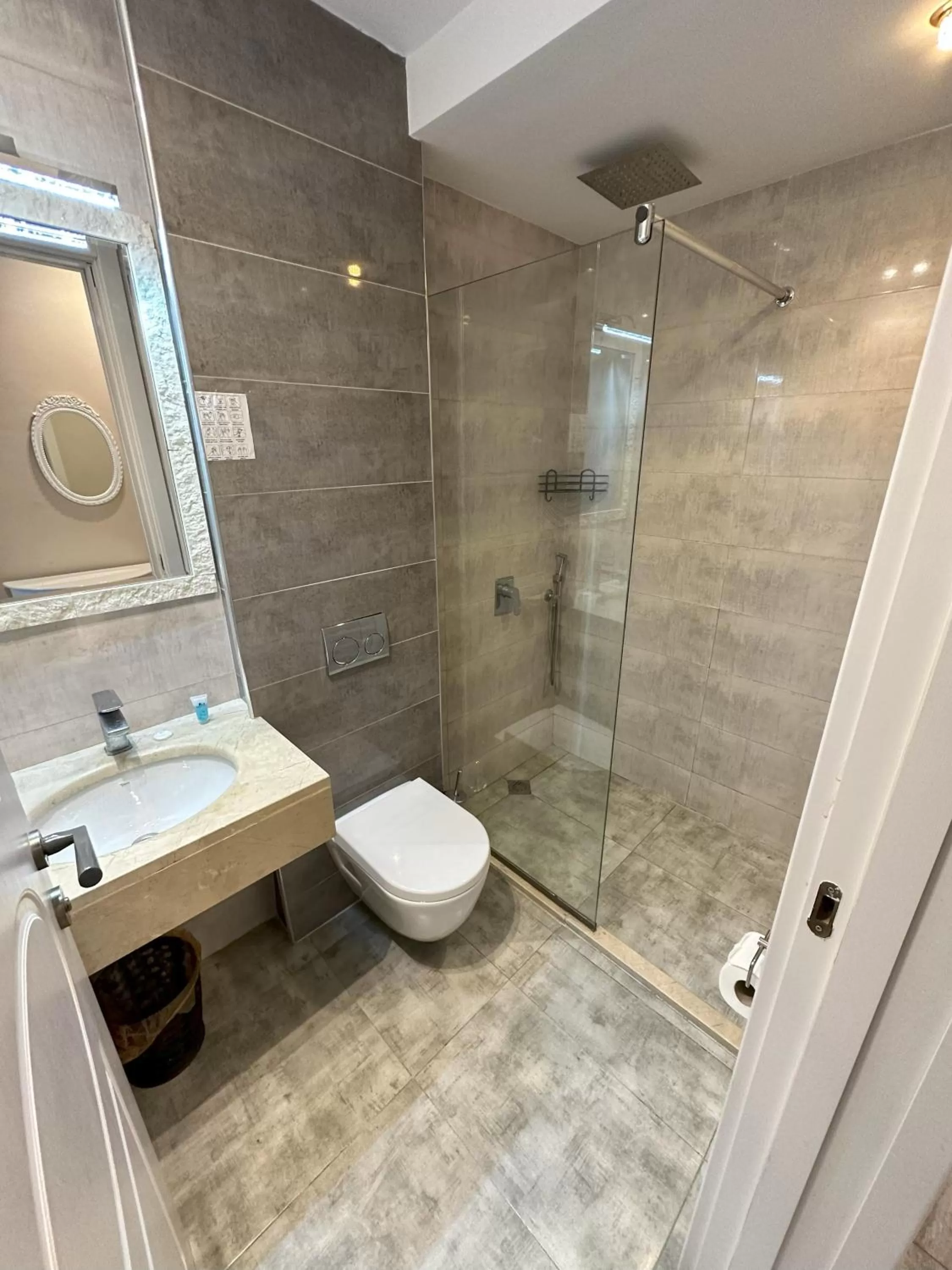 Shower, Bathroom in National+