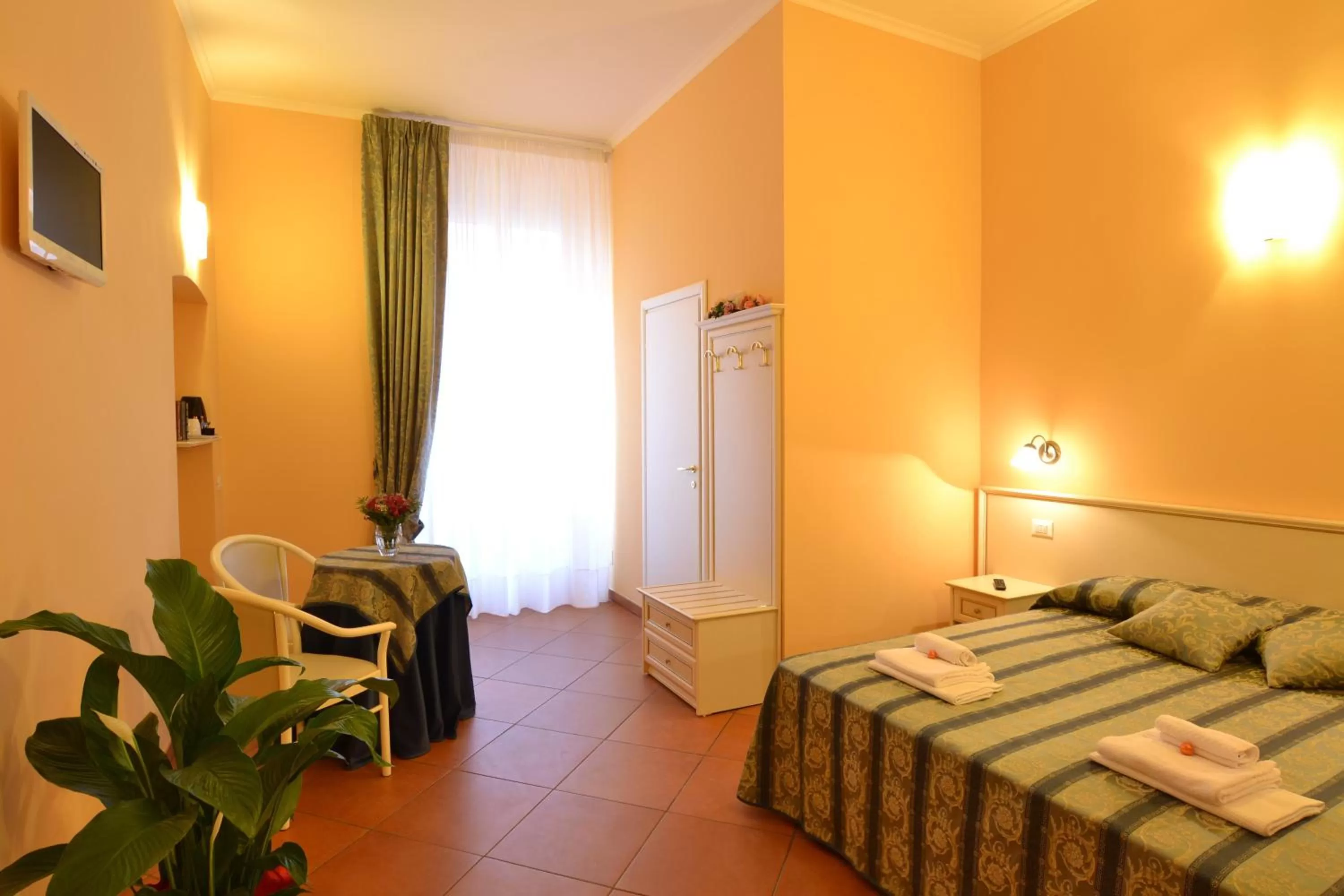 Photo of the whole room, Bed in Vatican Town