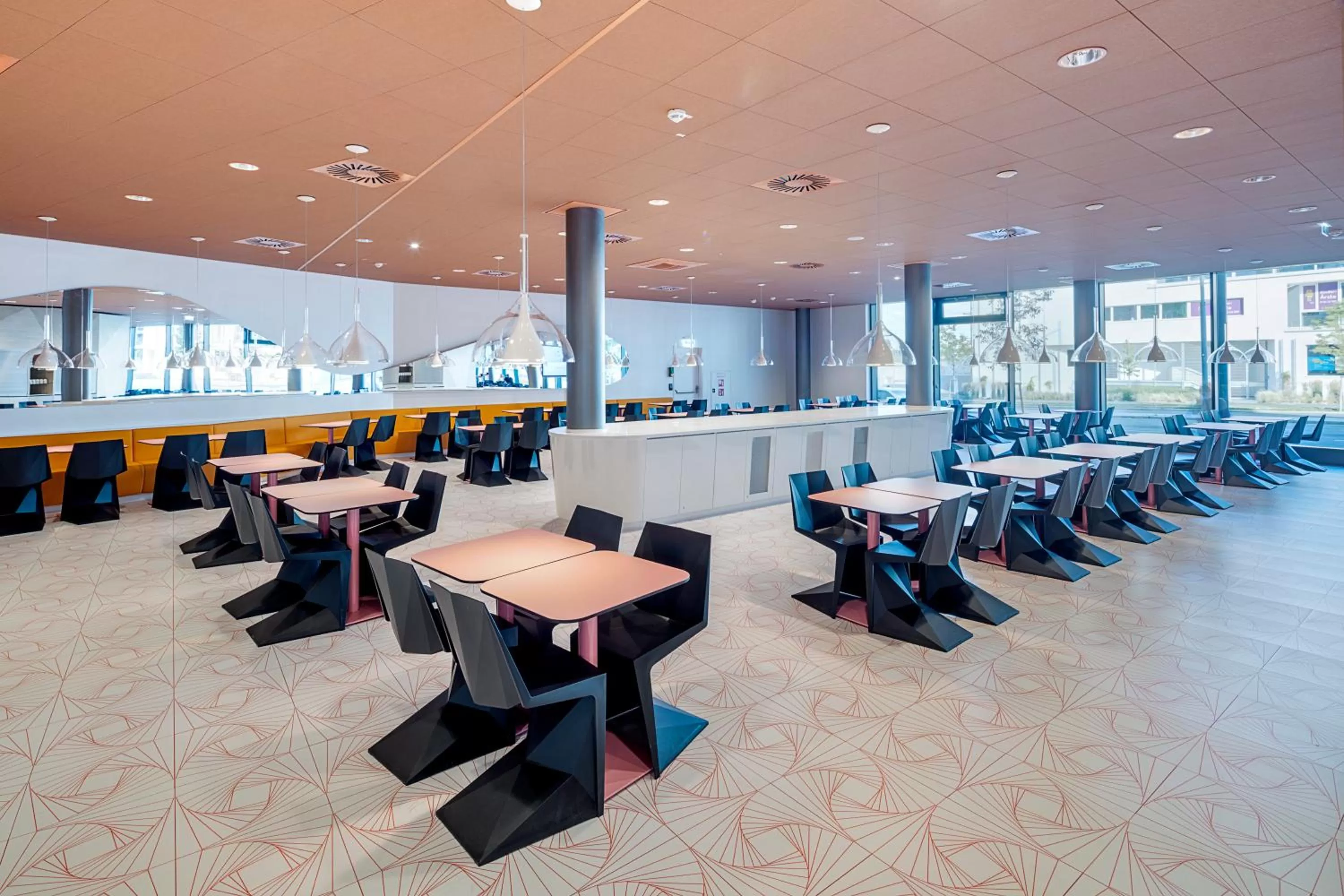 Restaurant/places to eat in Prize by Radisson, Vienna City