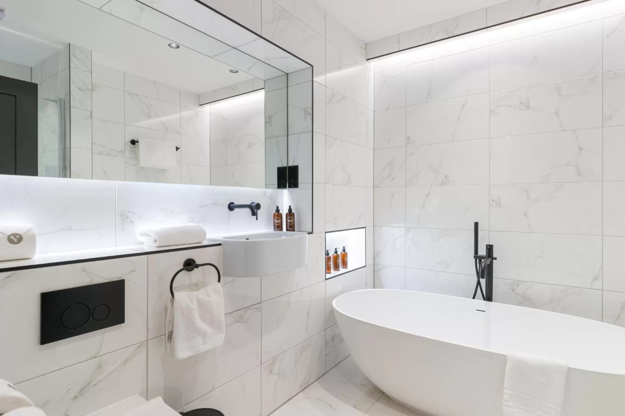 Bathroom in Velvet Hotel Manchester, WorldHotels Crafted