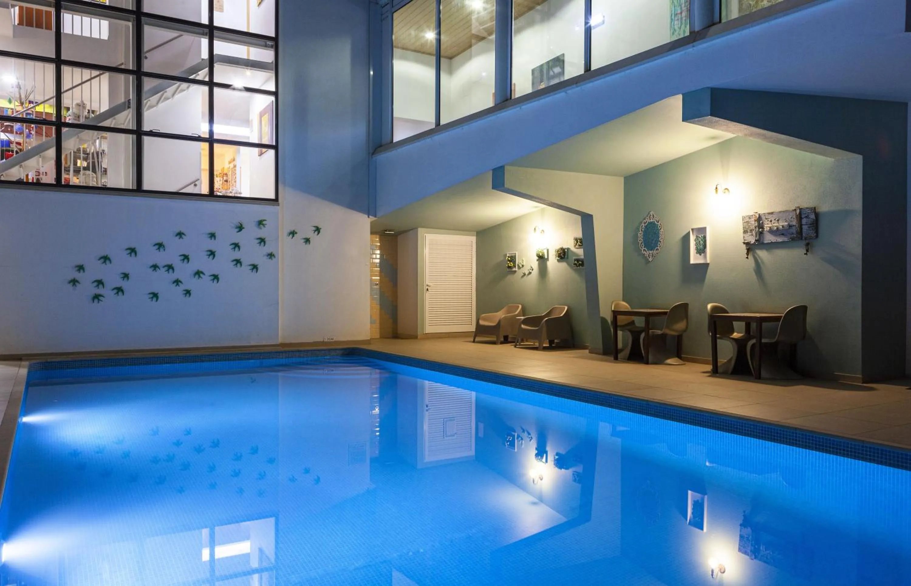 Swimming pool in Boutique Hotel Casa do Outeiro - Arts & Crafts