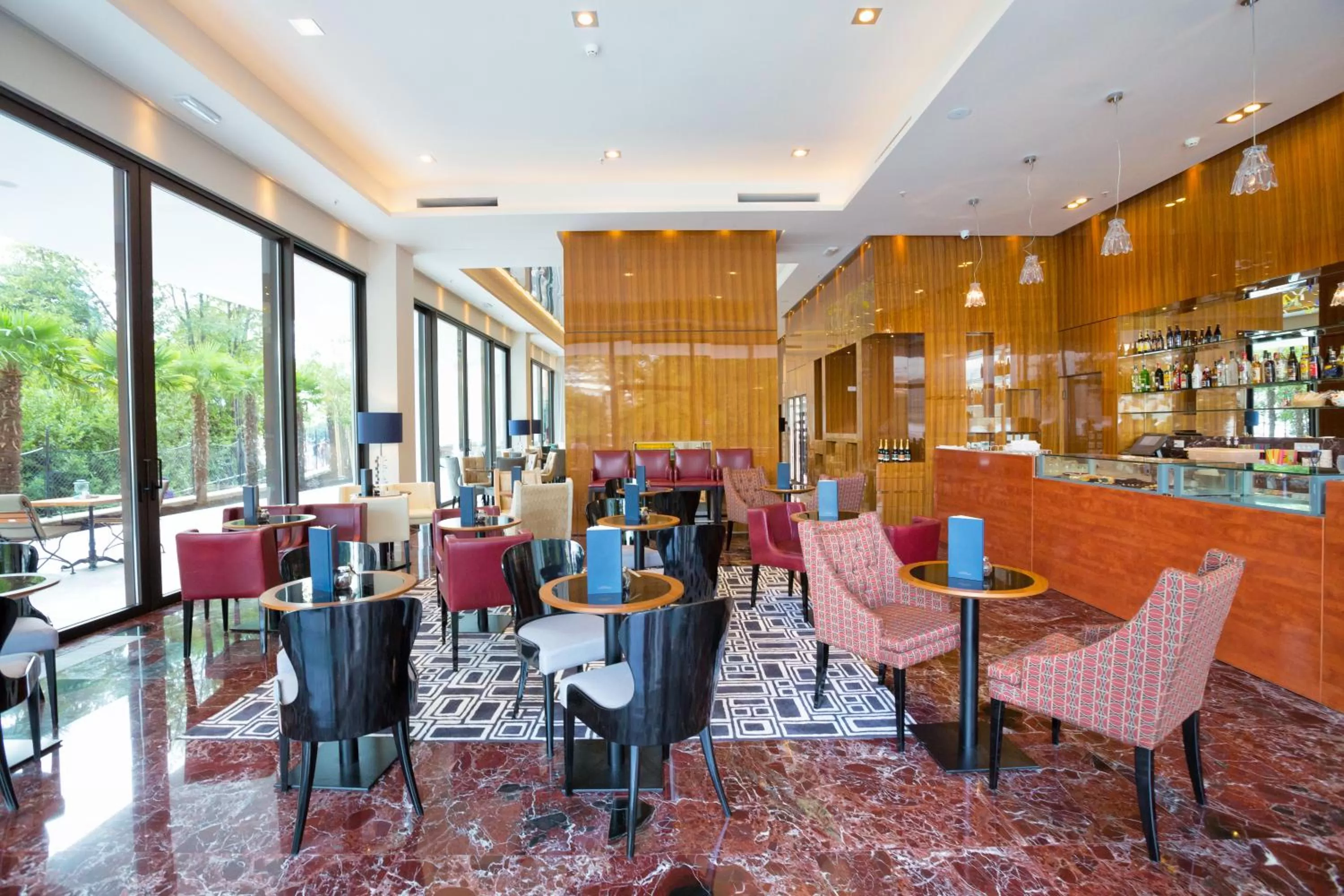 Lounge or bar in Amadria Park Hotel Royal