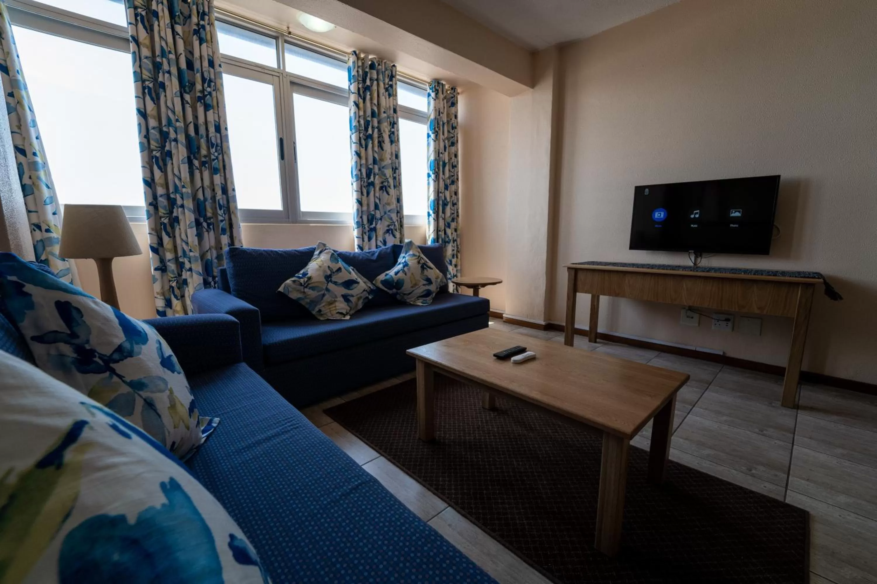 TV and multimedia in Gooderson Tropicana Hotel