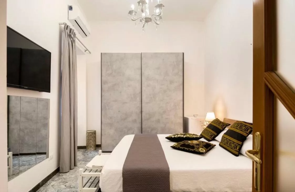 Bed in Suite Incentro Salerno