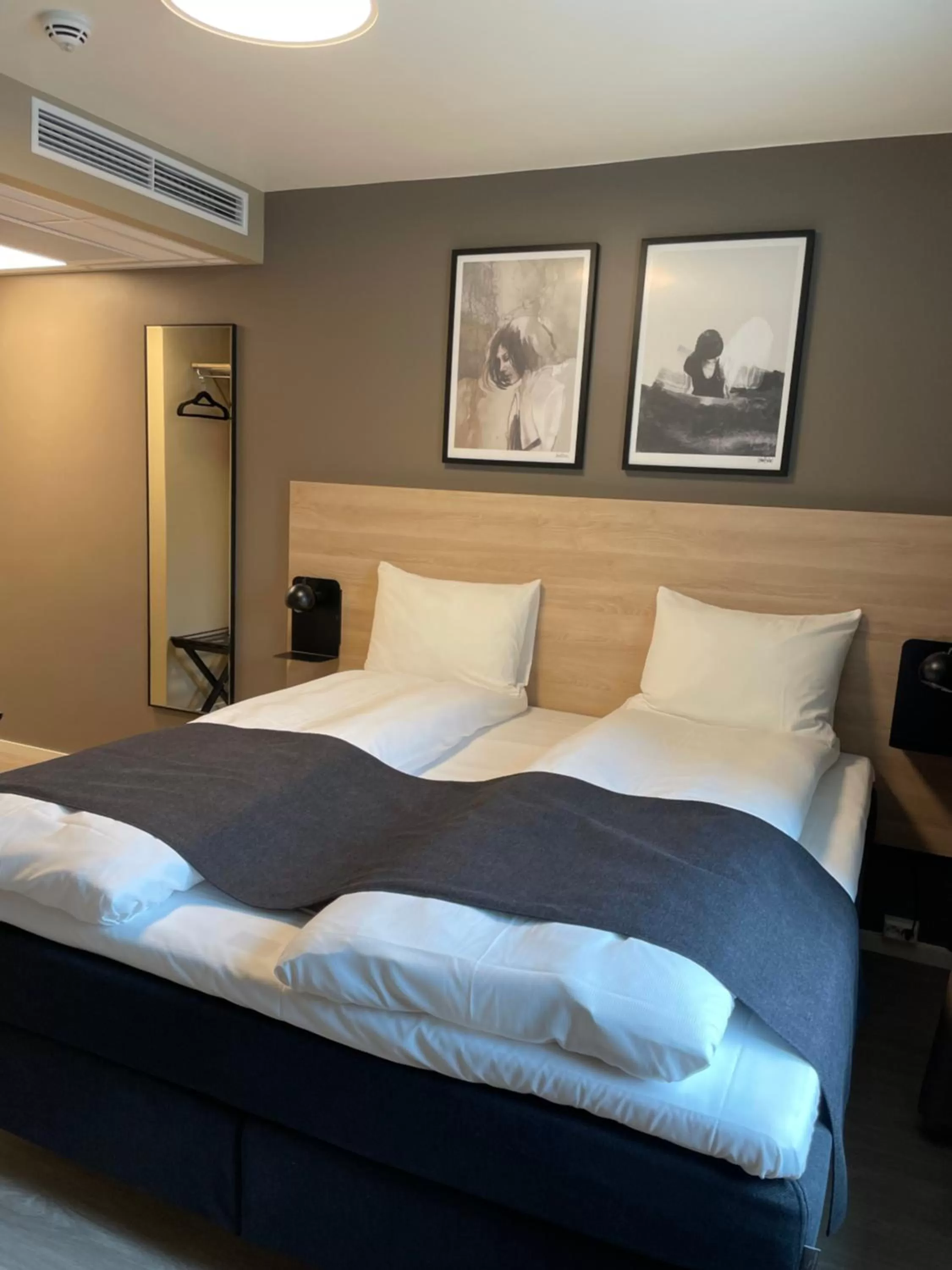 Bed in Mosjøen Hotel