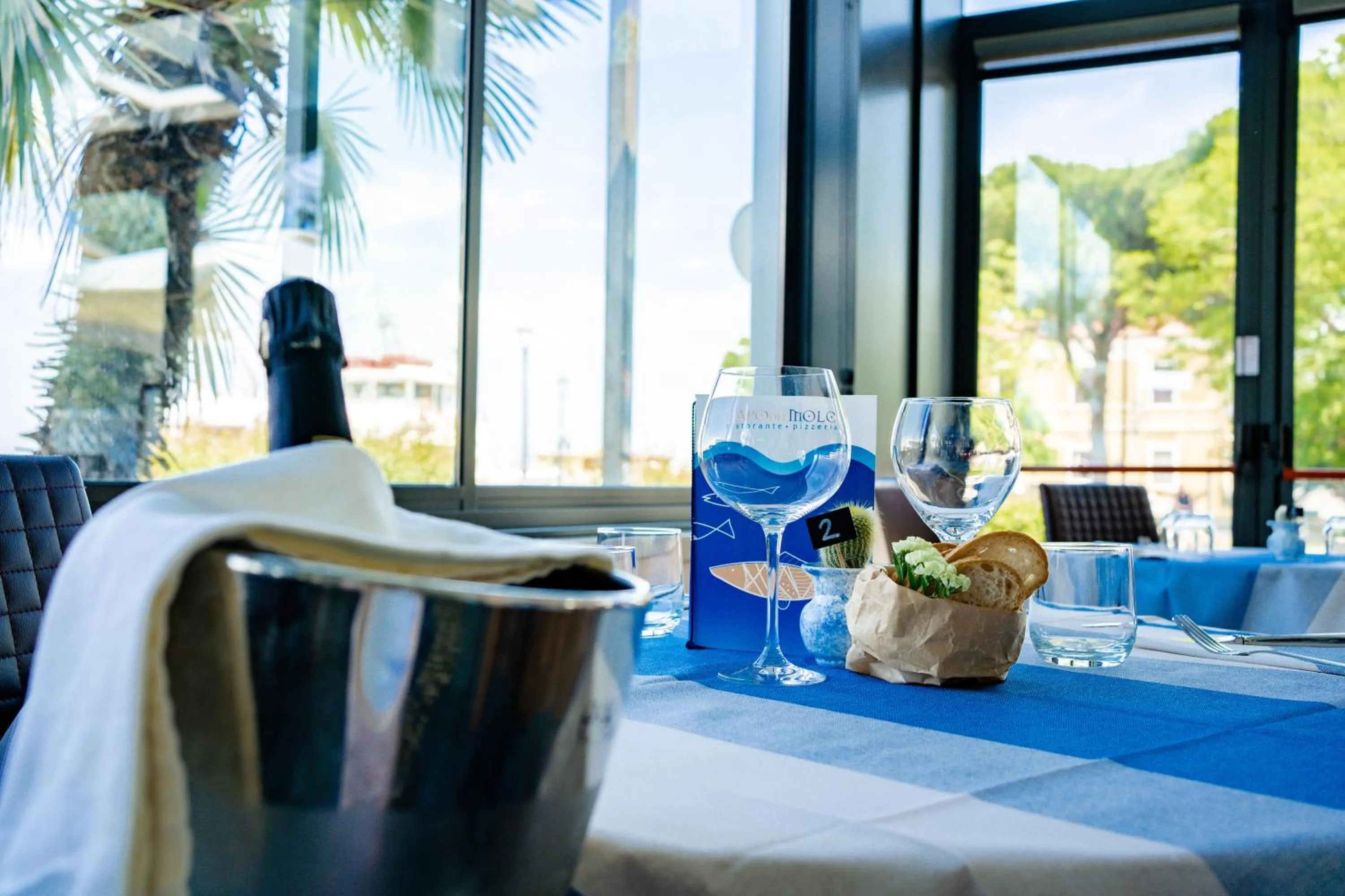 Restaurant/places to eat in Miramare Hotel Ristorante Convegni