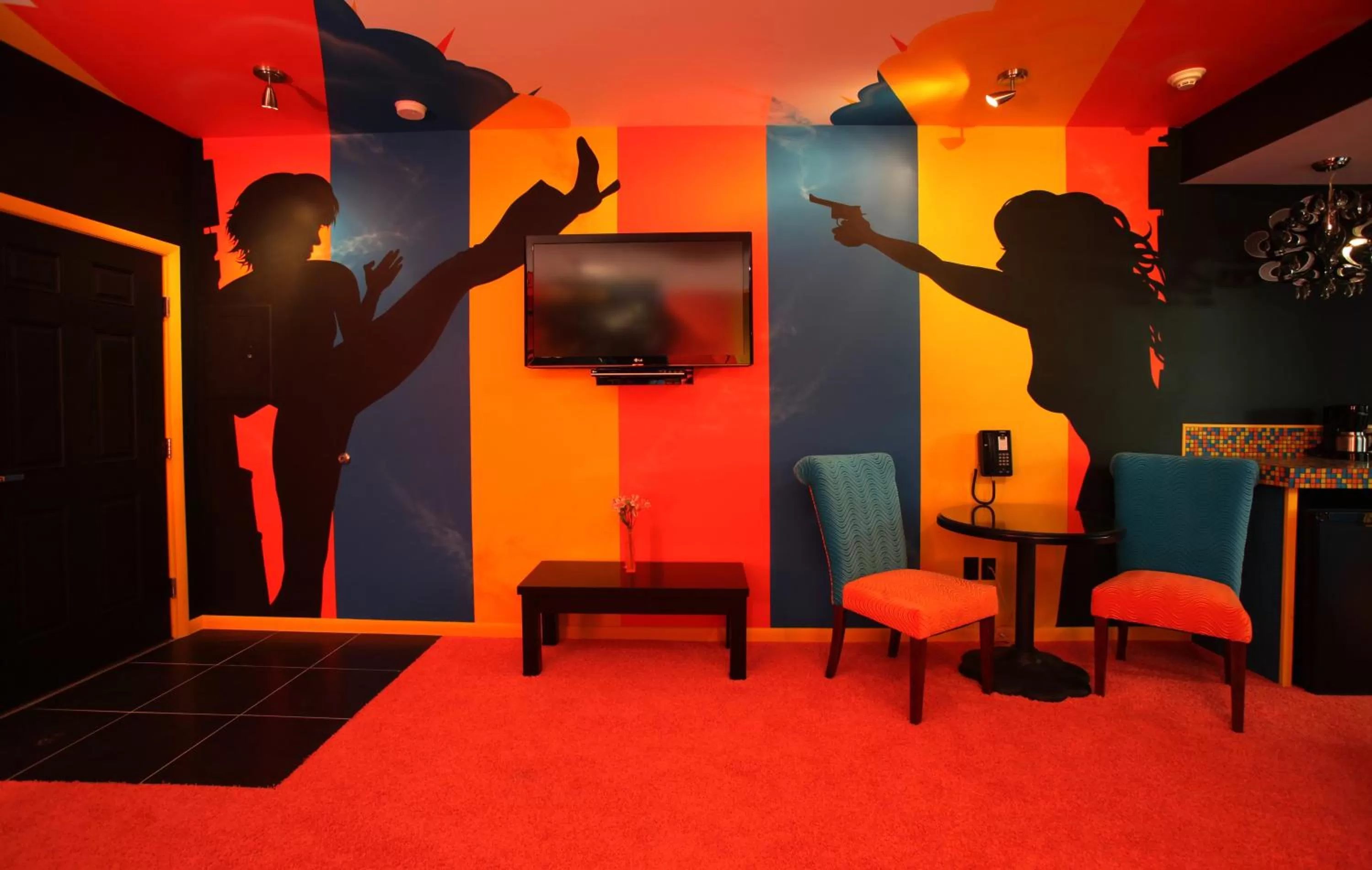 TV and multimedia in The Roxbury