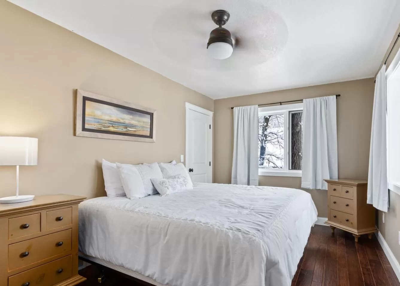 Bed in Quarterdeck Resort