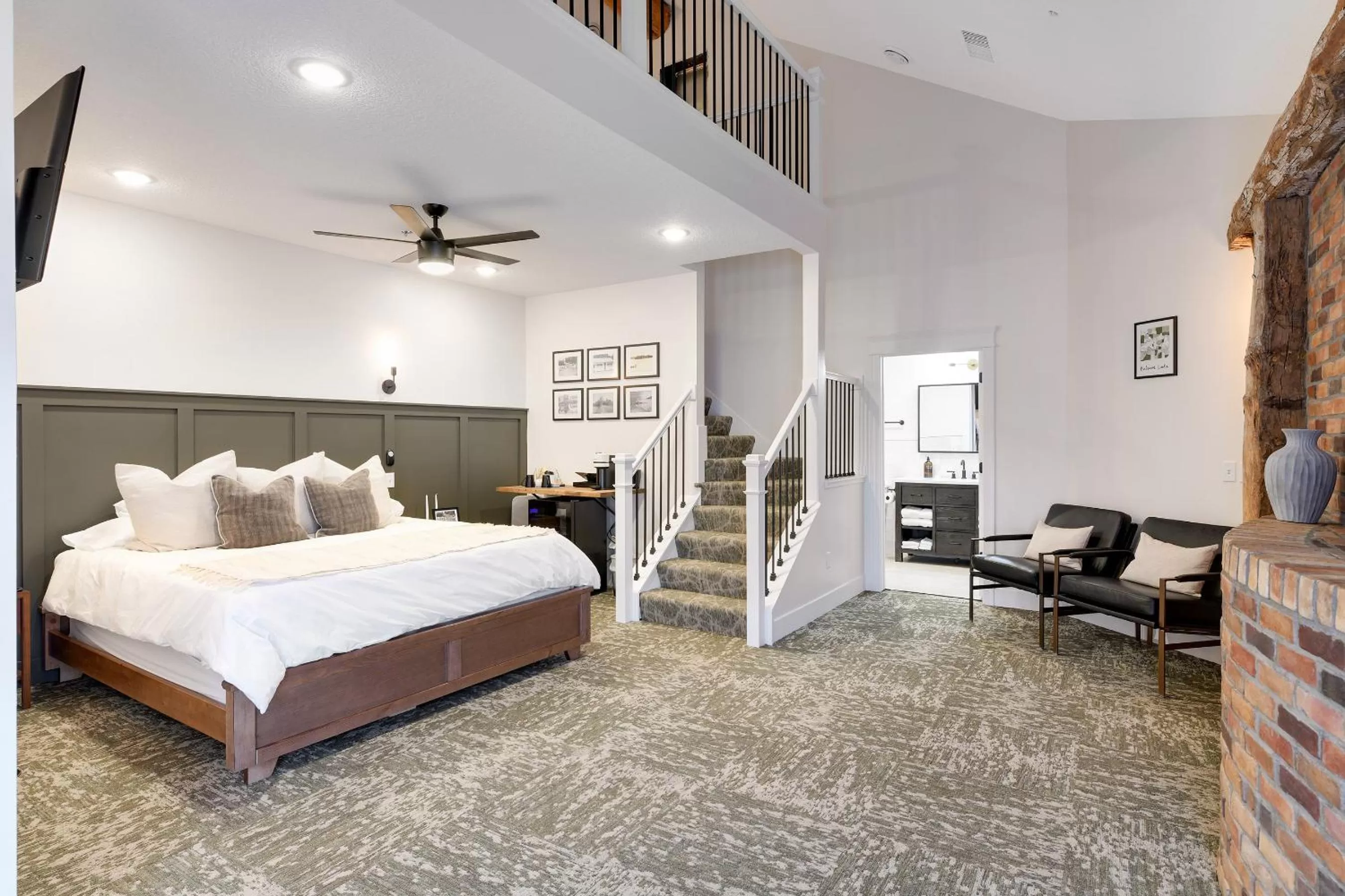 Bed in Balsam Lake Lodge