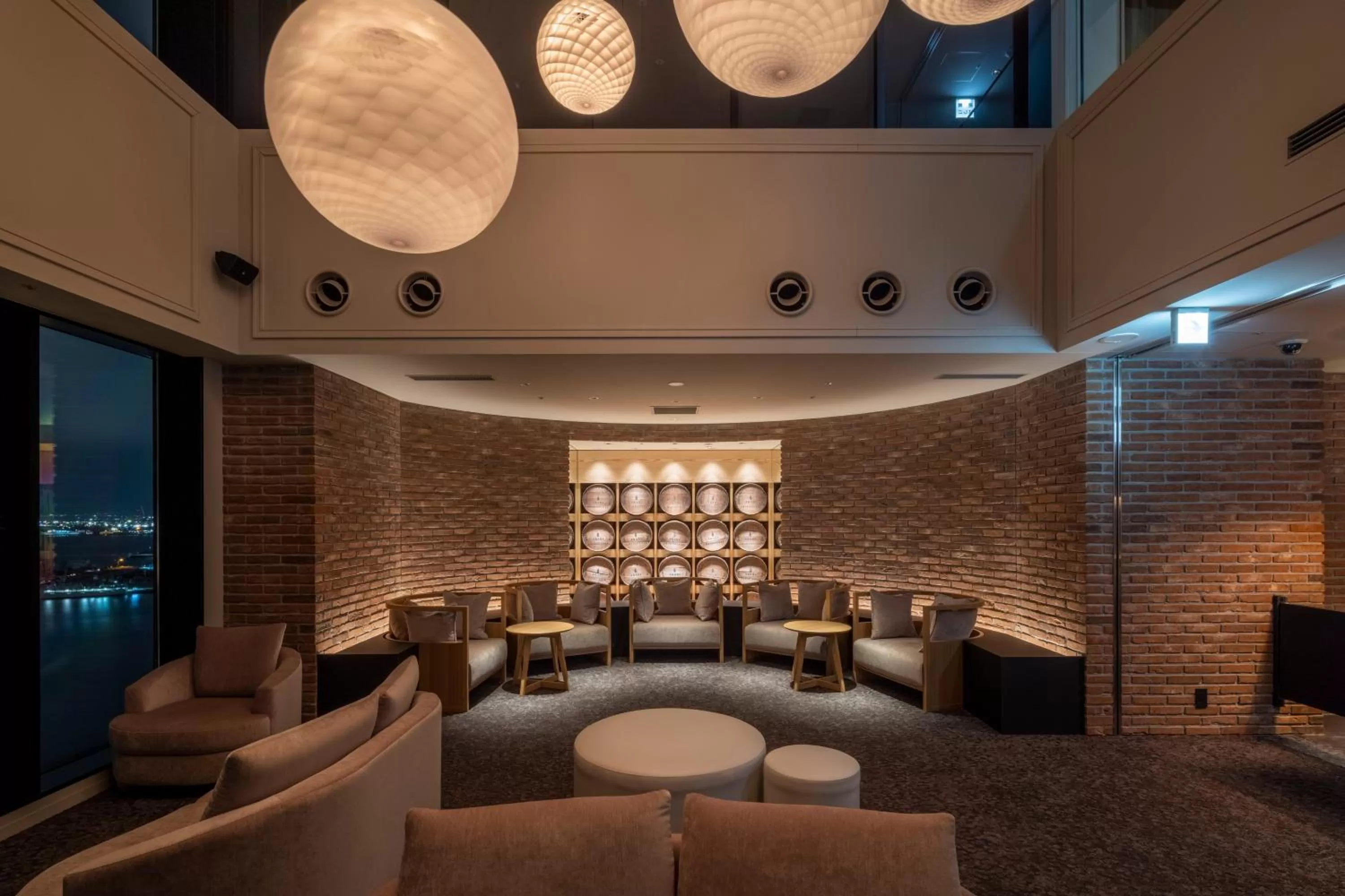 Lounge or bar in Tokyu Stay Hakodate Asaichi Akarinoyu