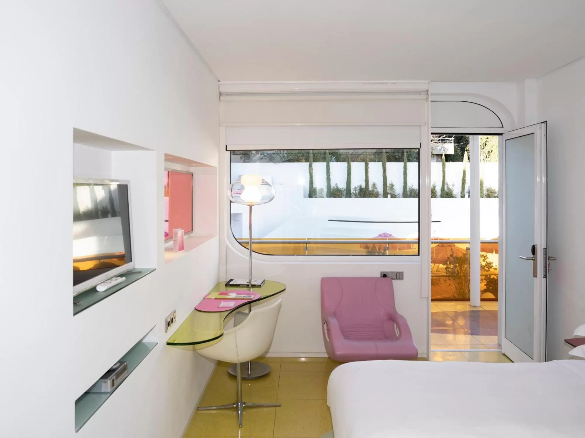 Seating area in Semiramis