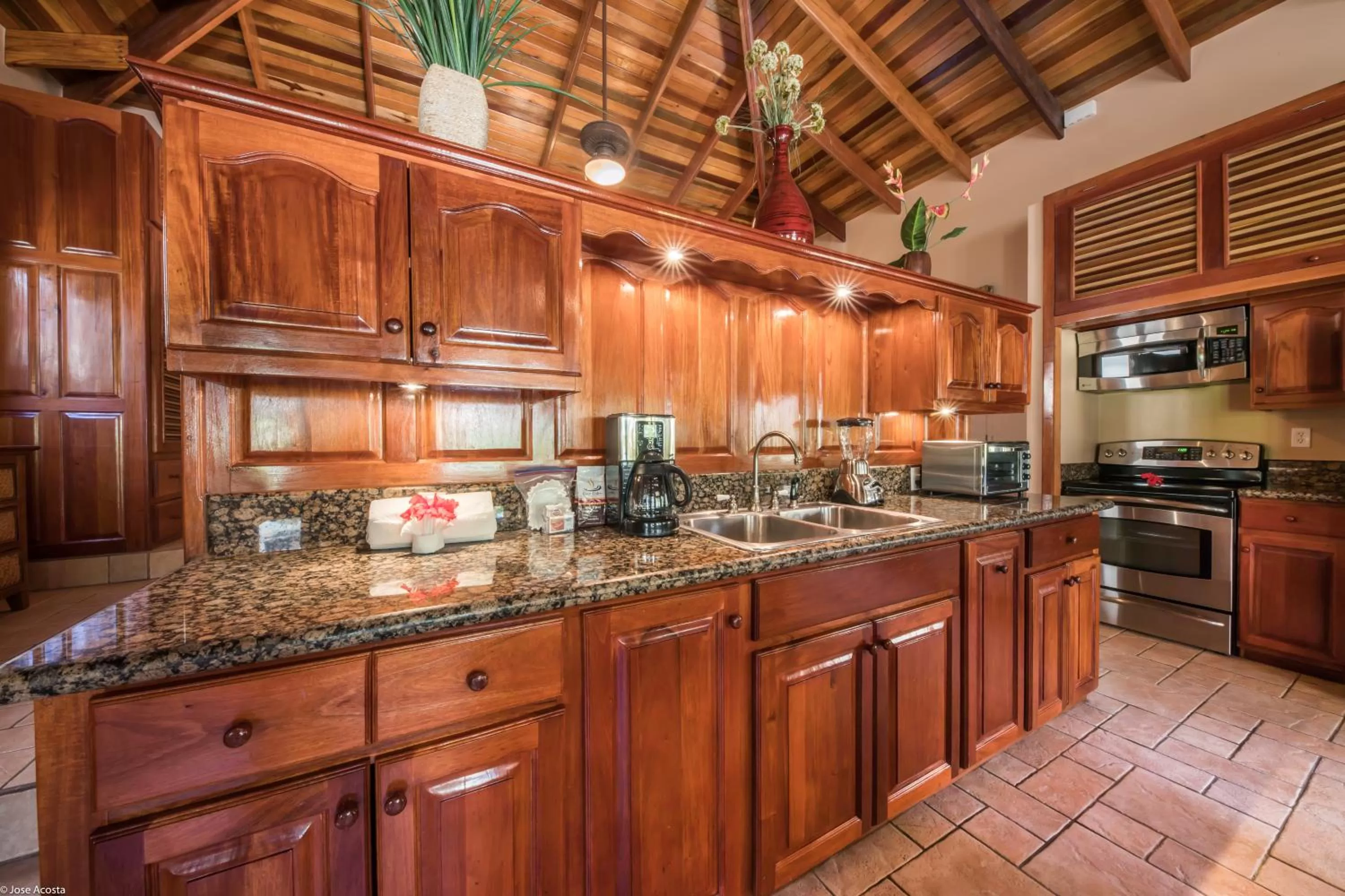 Kitchen or kitchenette in Coco Beach Resort