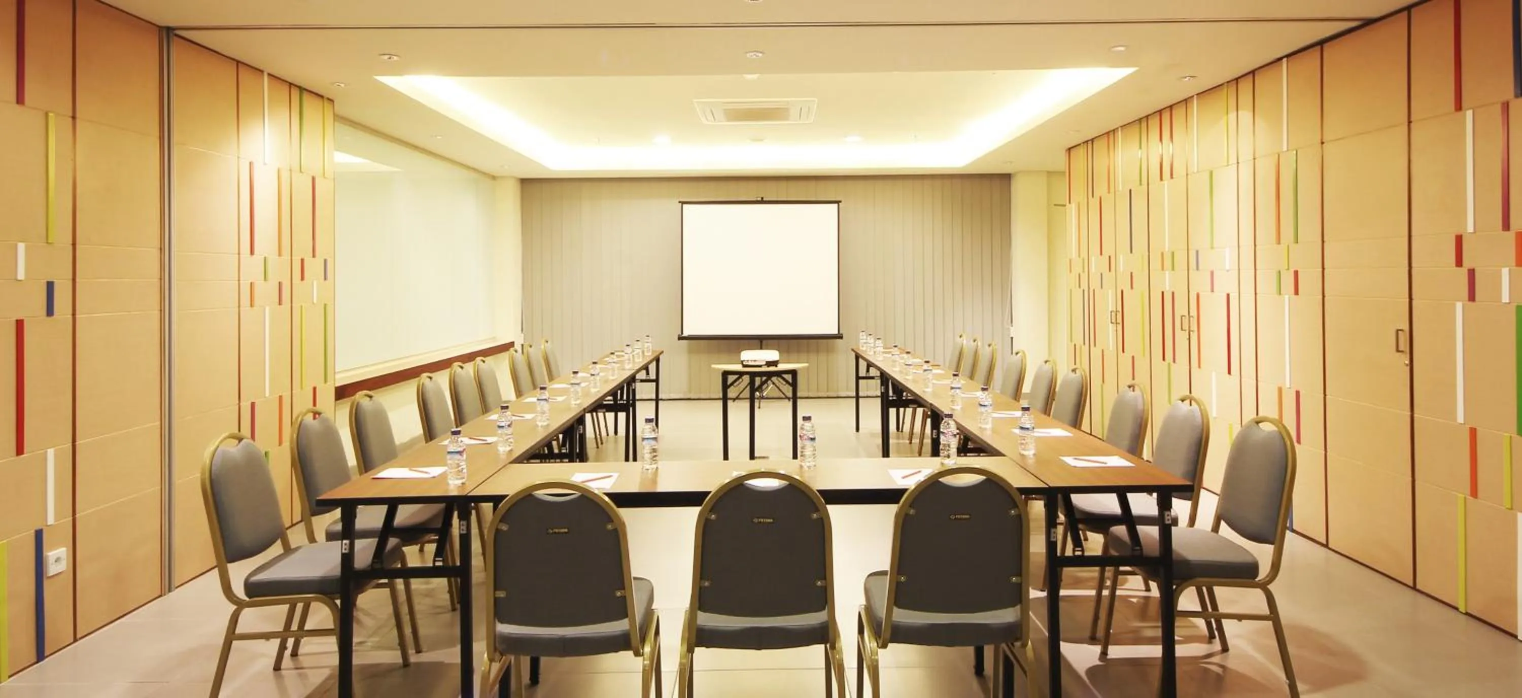 Banquet/Function facilities in POP! Hotel Sangaji Yogyakarta