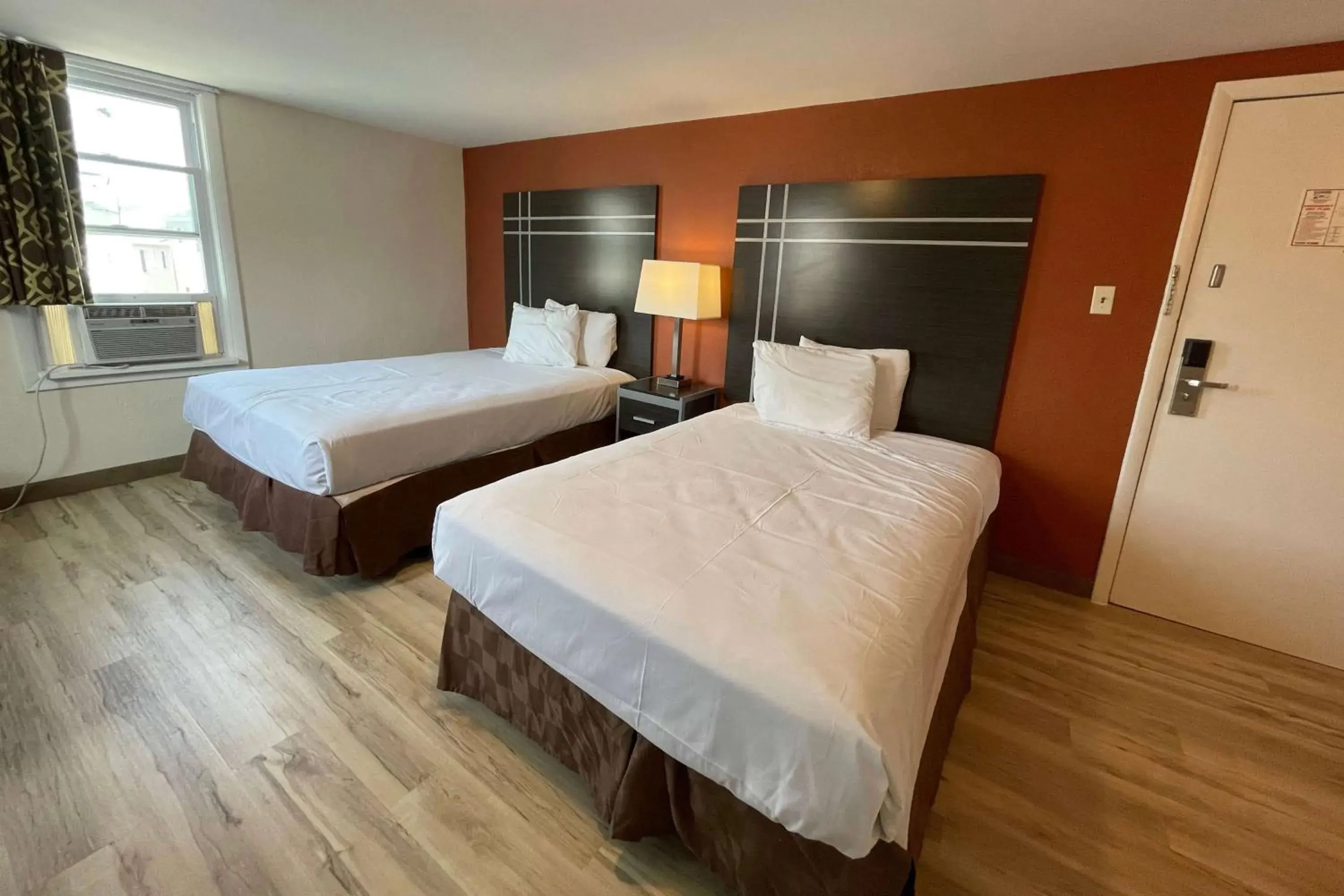 Wildwood Inn Hotel Travelodge Beach & Boardwalk Wildwood Inn Hotel Travelodge Beach & Boardwalk