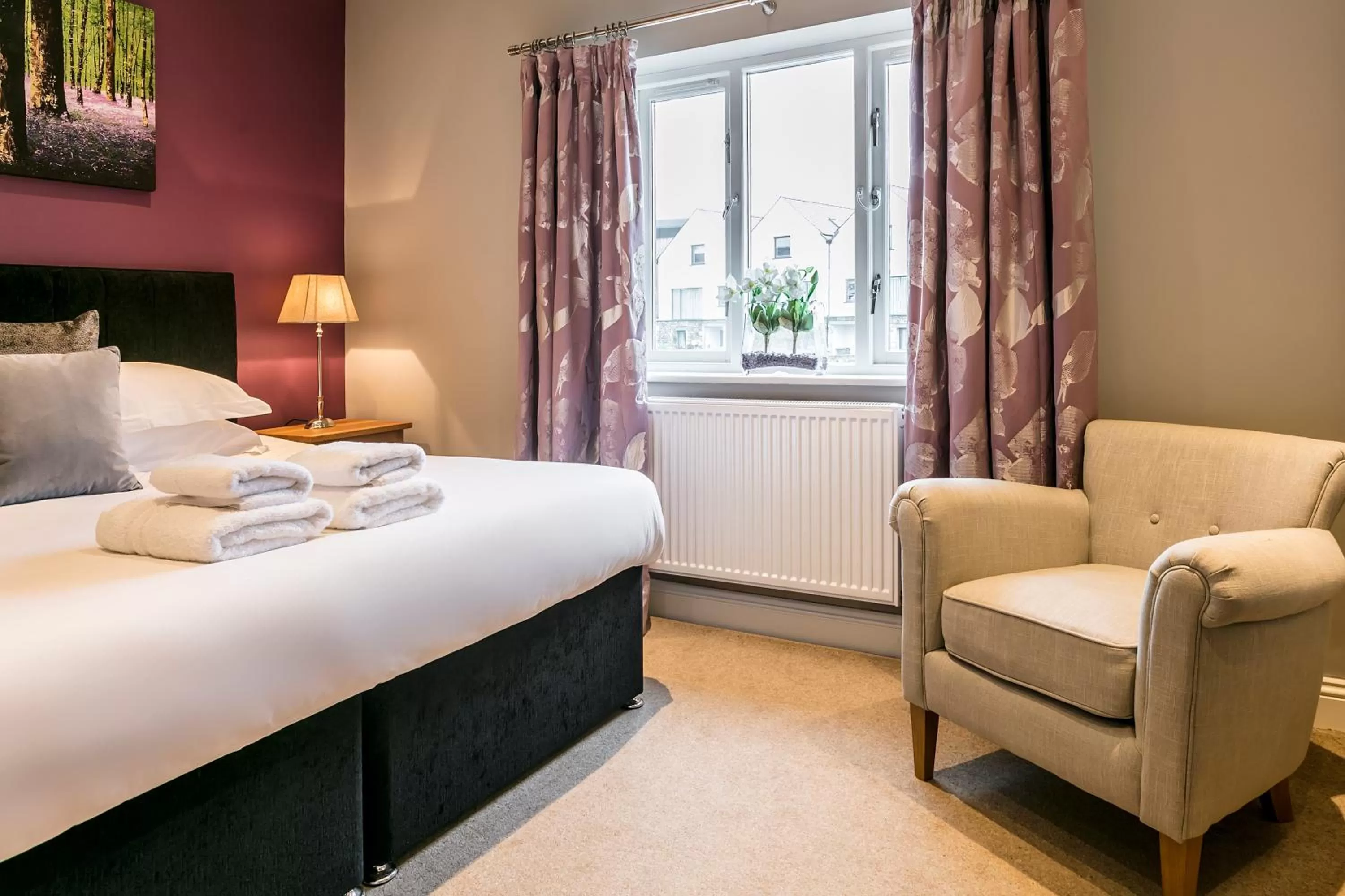 Bedroom, Bed in The Lodge @ Carus Green