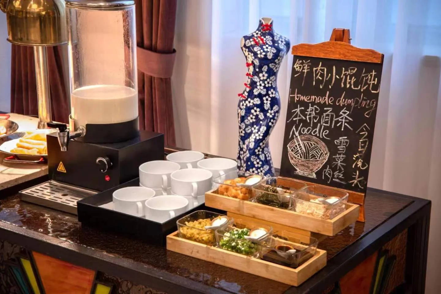 Breakfast in The Yangtze Boutique Shanghai