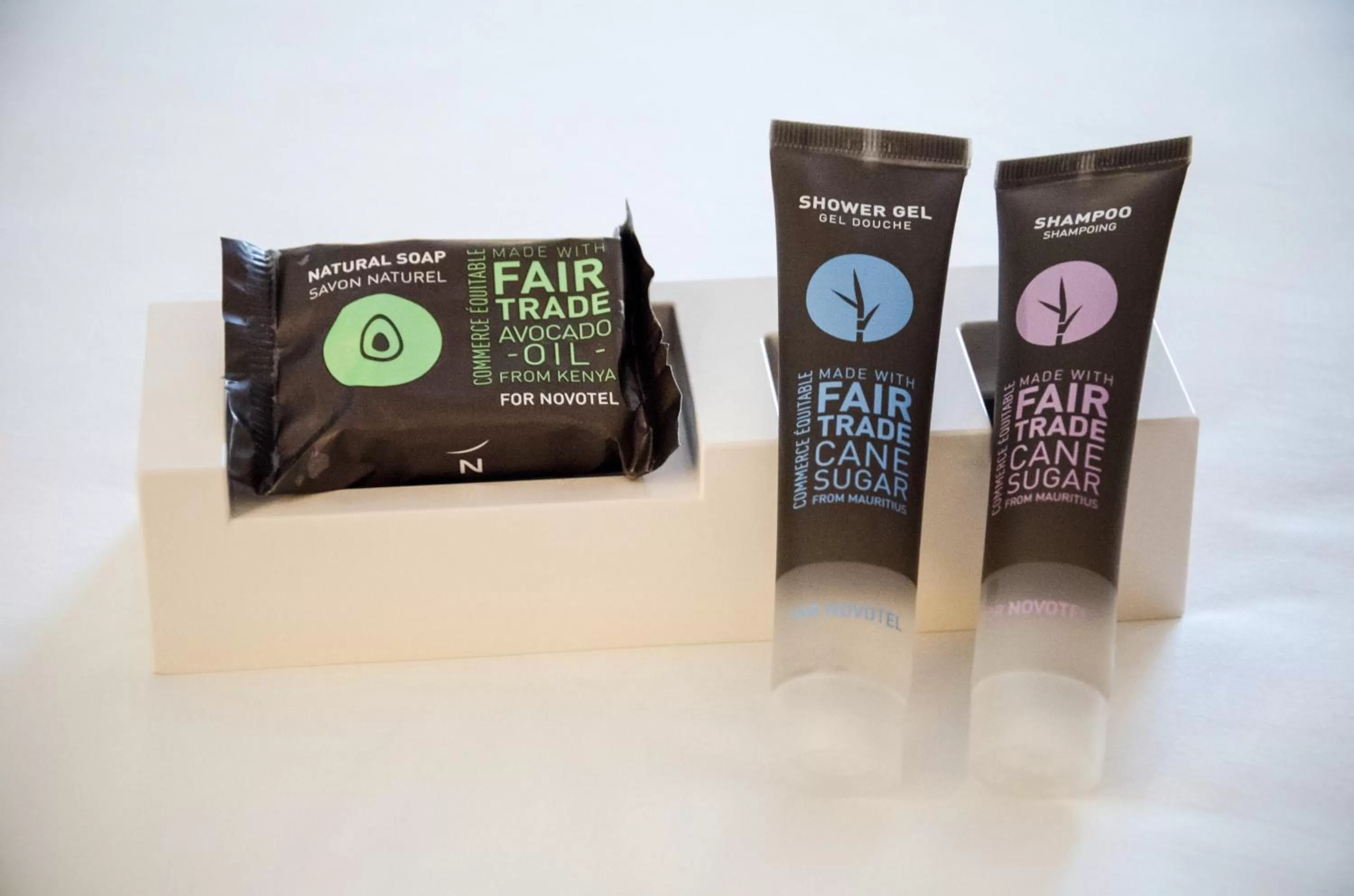 Shower in Novotel Paris La Defense Esplanade