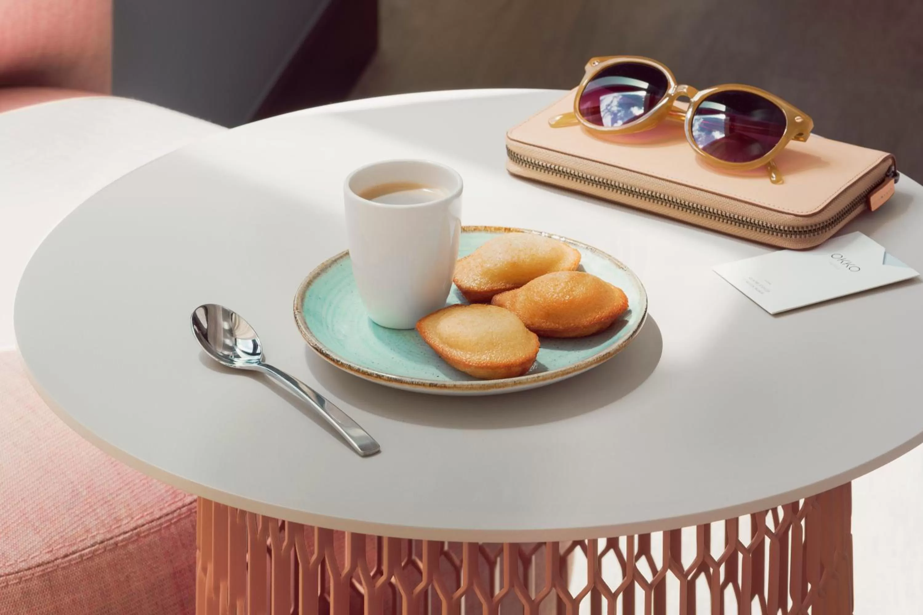 Food and drinks in OKKO Hotels Paris La Défense