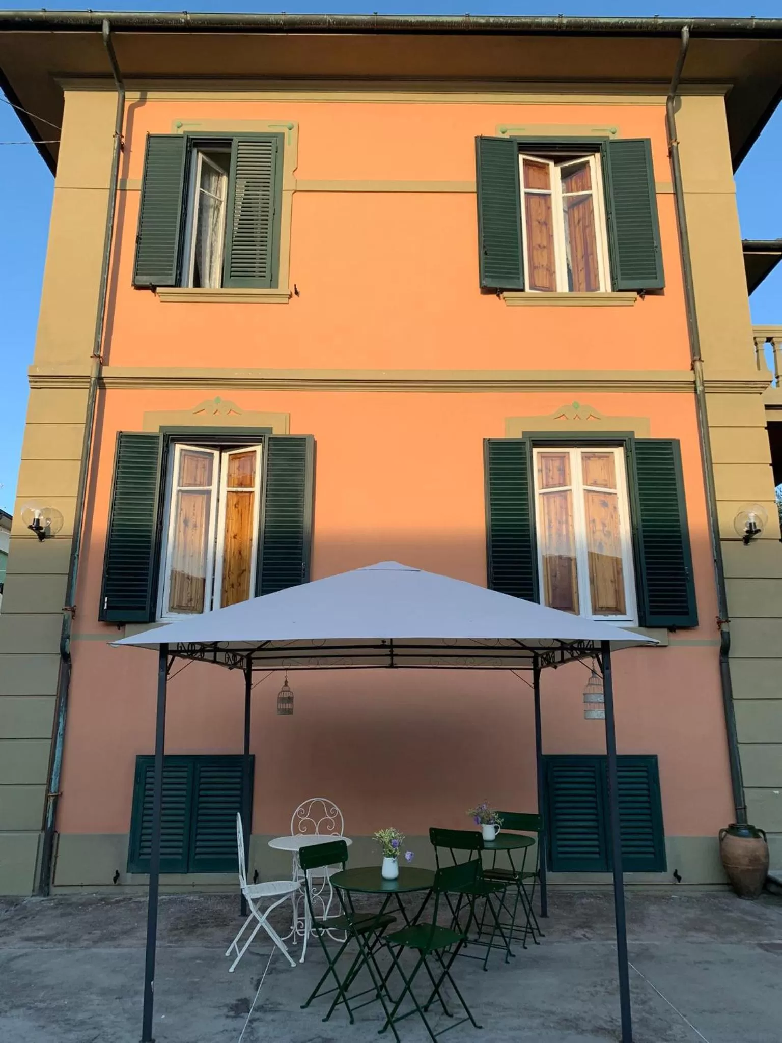 Property Building in Bed and Breakfast Villa Adelina