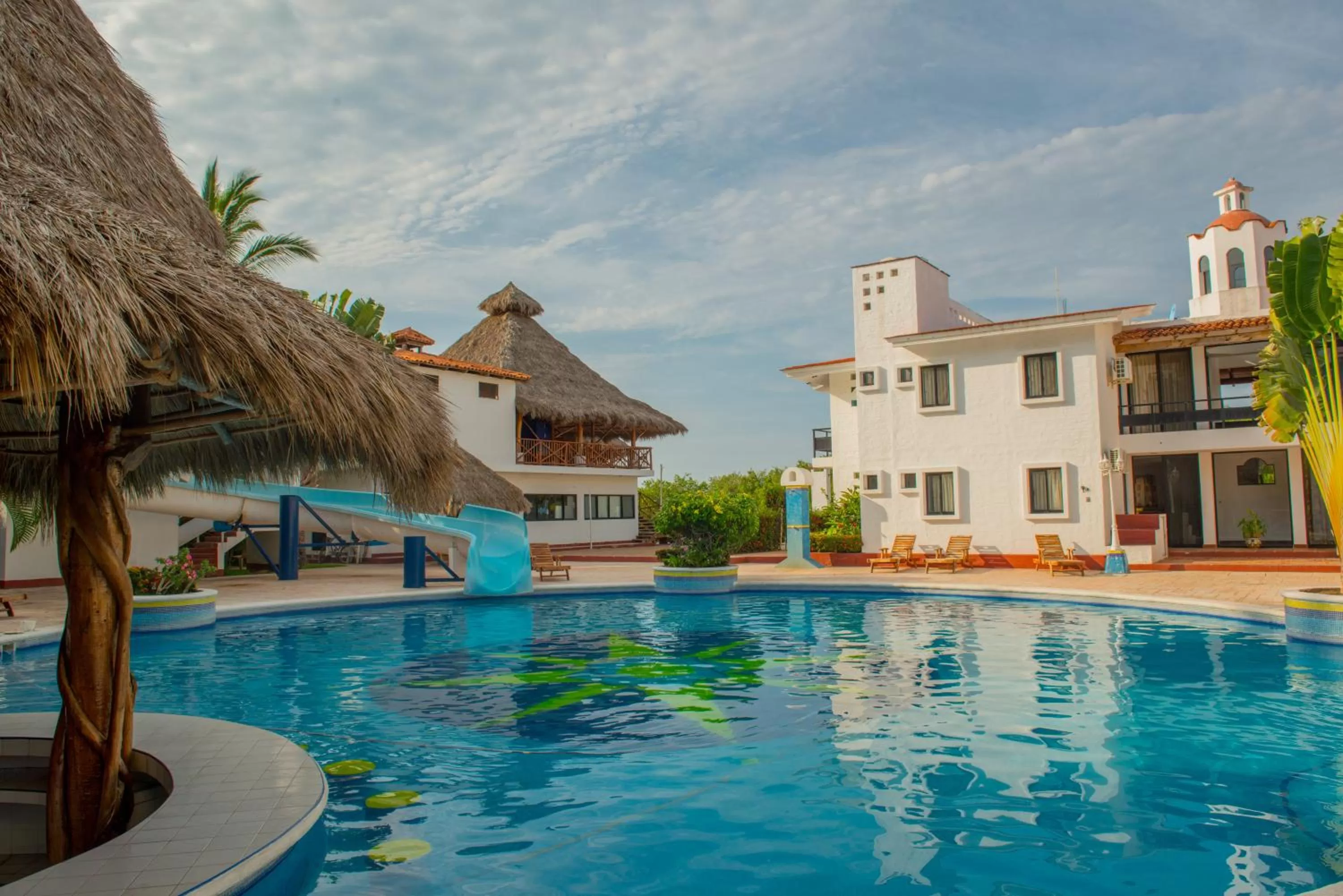 HOTEL VILLA AZUL