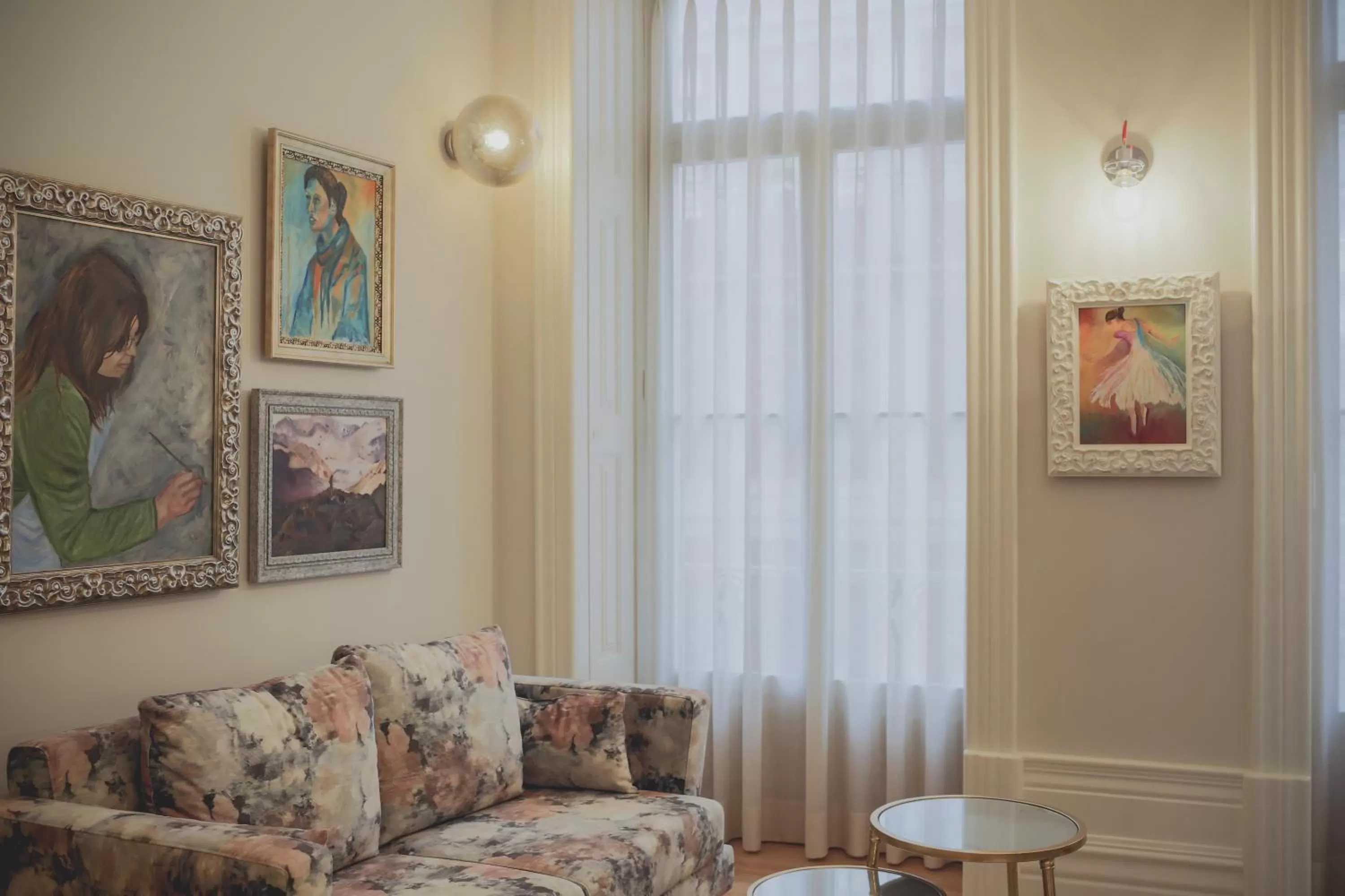 Living room in viterbo'8 - The Artists House