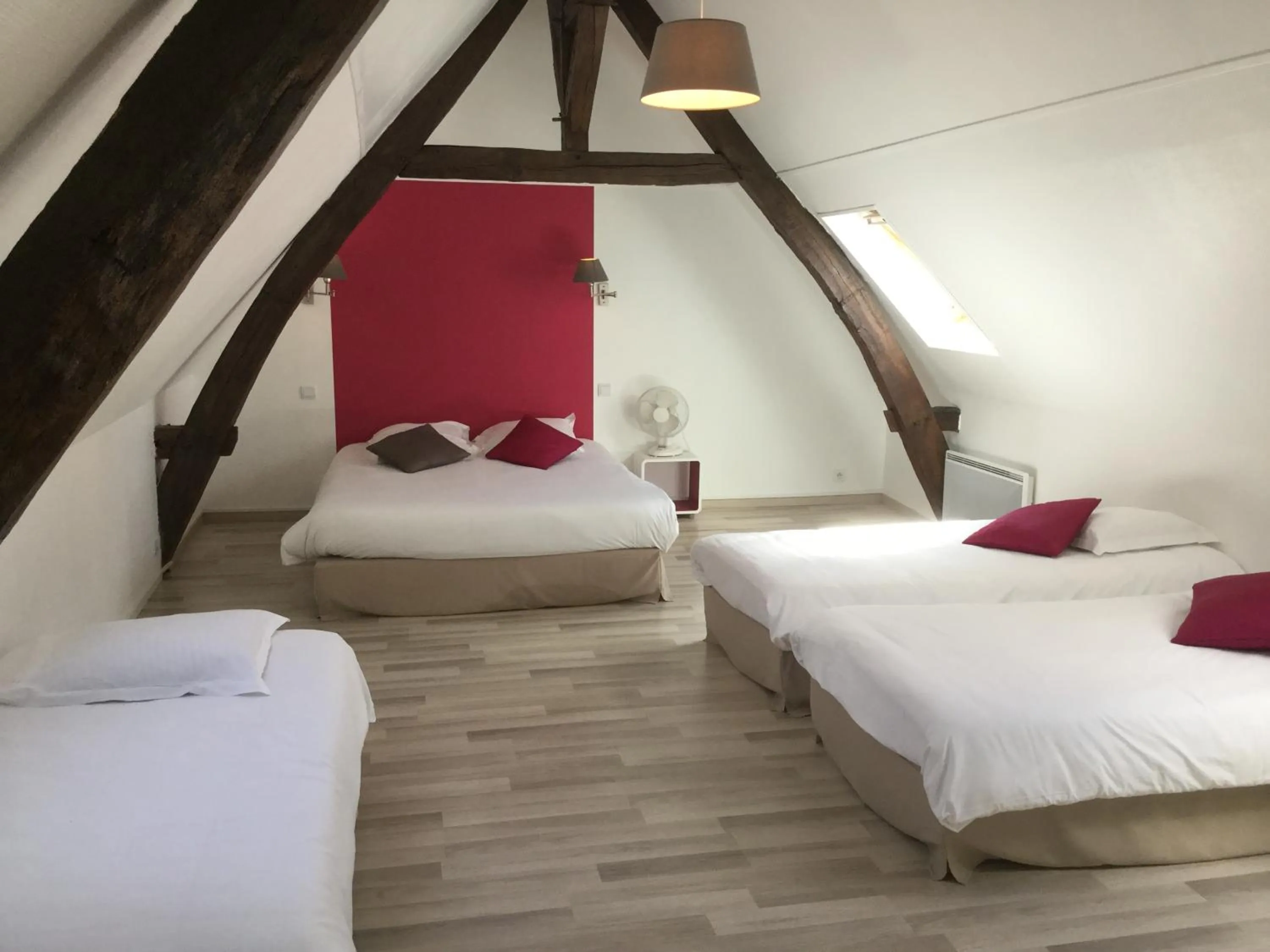 Photo of the whole room in Hotel Les Trois Lys