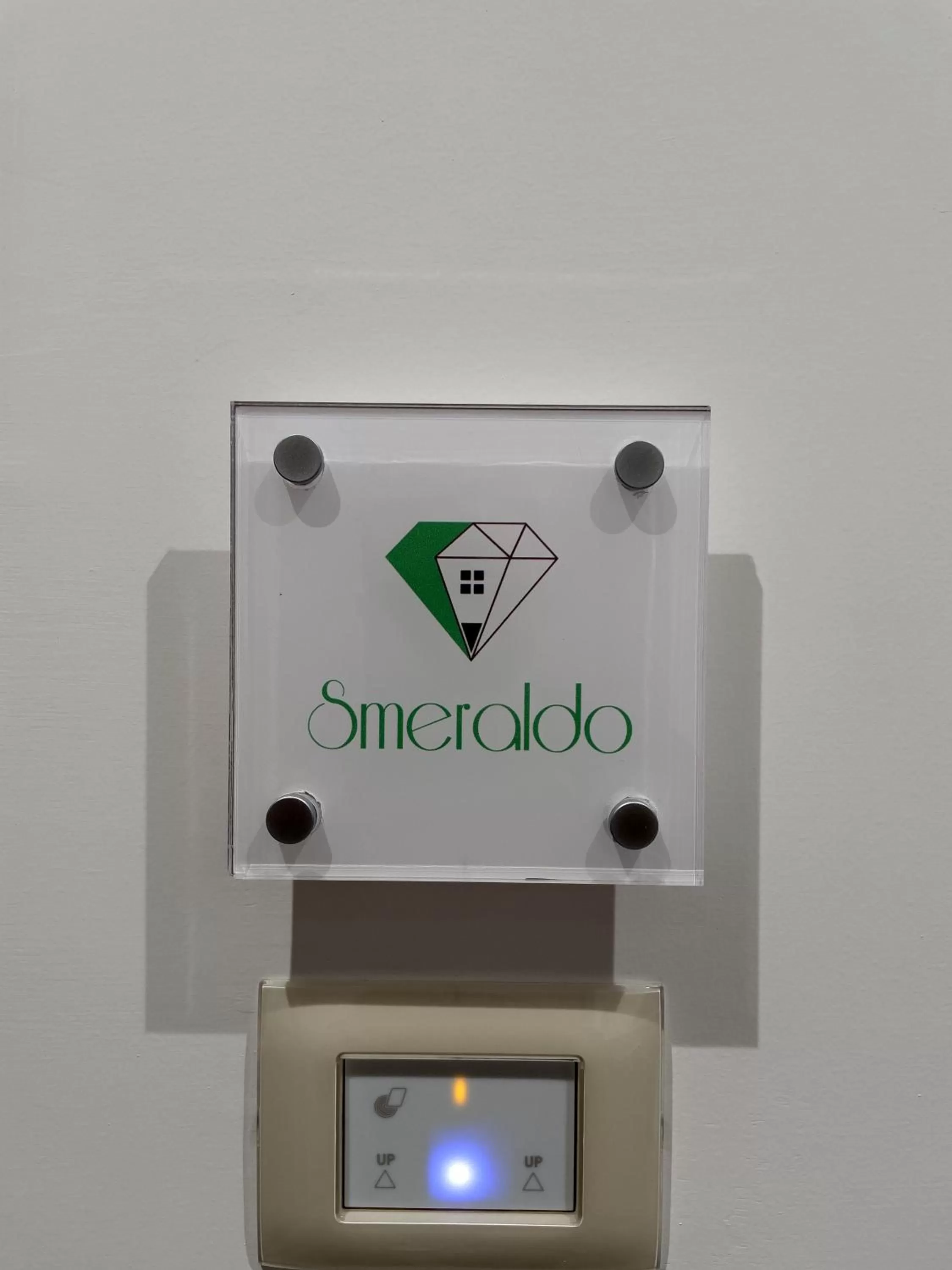 Logo/Certificate/Sign in B&B Casa Rubino