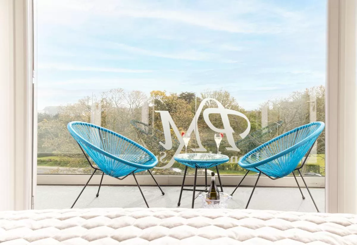 Patio in Park Manor Hotel