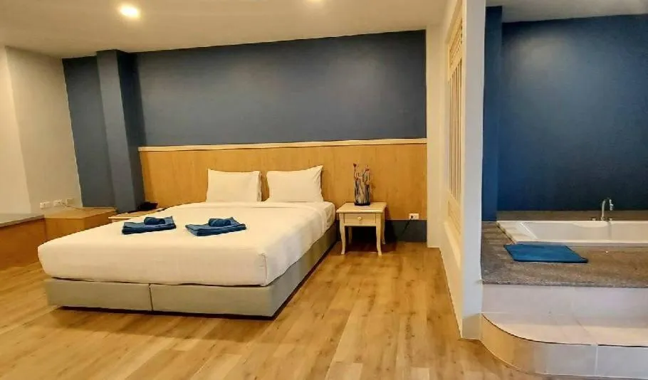 Photo of the whole room, Bed in Karon Living Room - SHA Plus