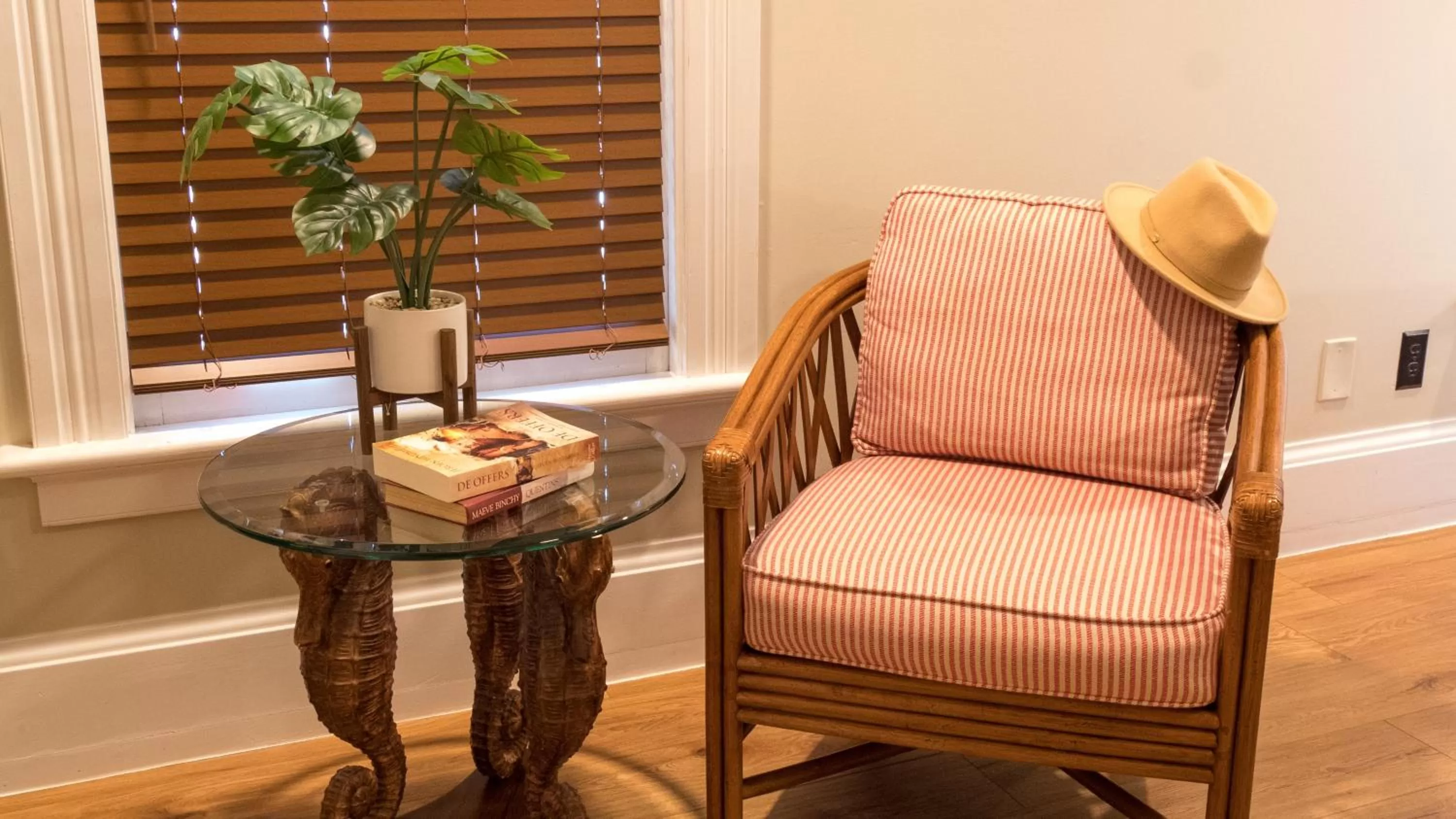 La Pensione Inn - Adult Exclusive