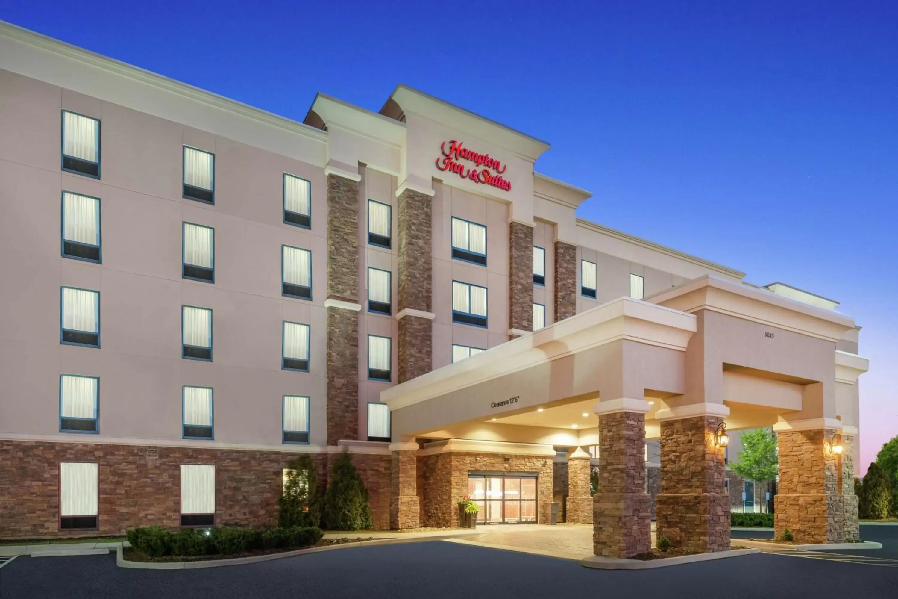Hampton Inn and Suites Roanoke Airport/Valley View Mall Hampton Inn and Suites Roanoke Airport/Valley View Mall