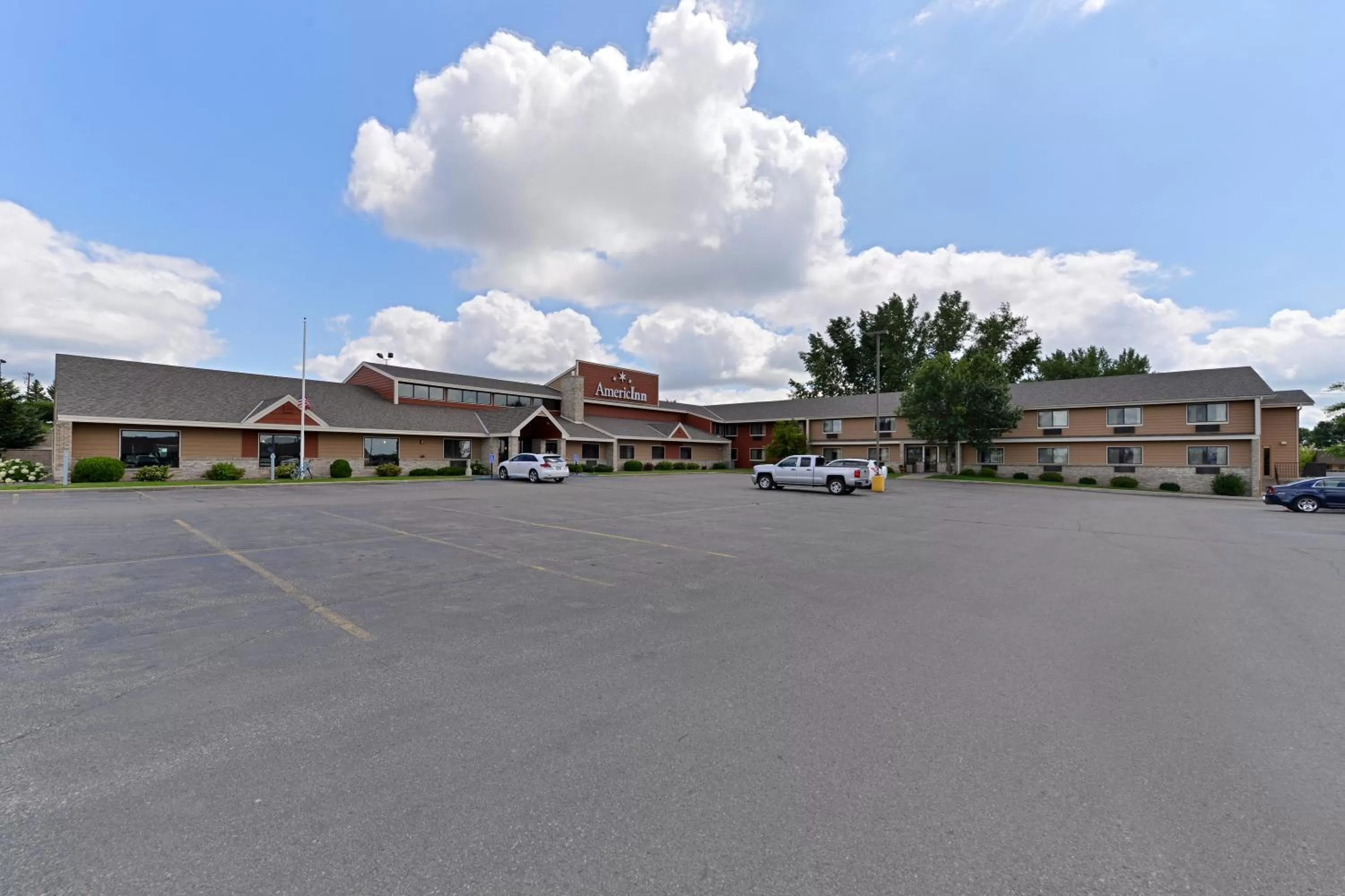 Facade/entrance in AmericInn by Wyndham Fergus Falls Conference Center